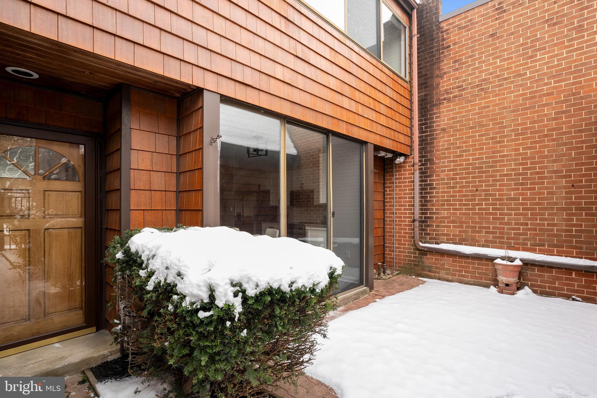 RUXTON CROSSING - Residential