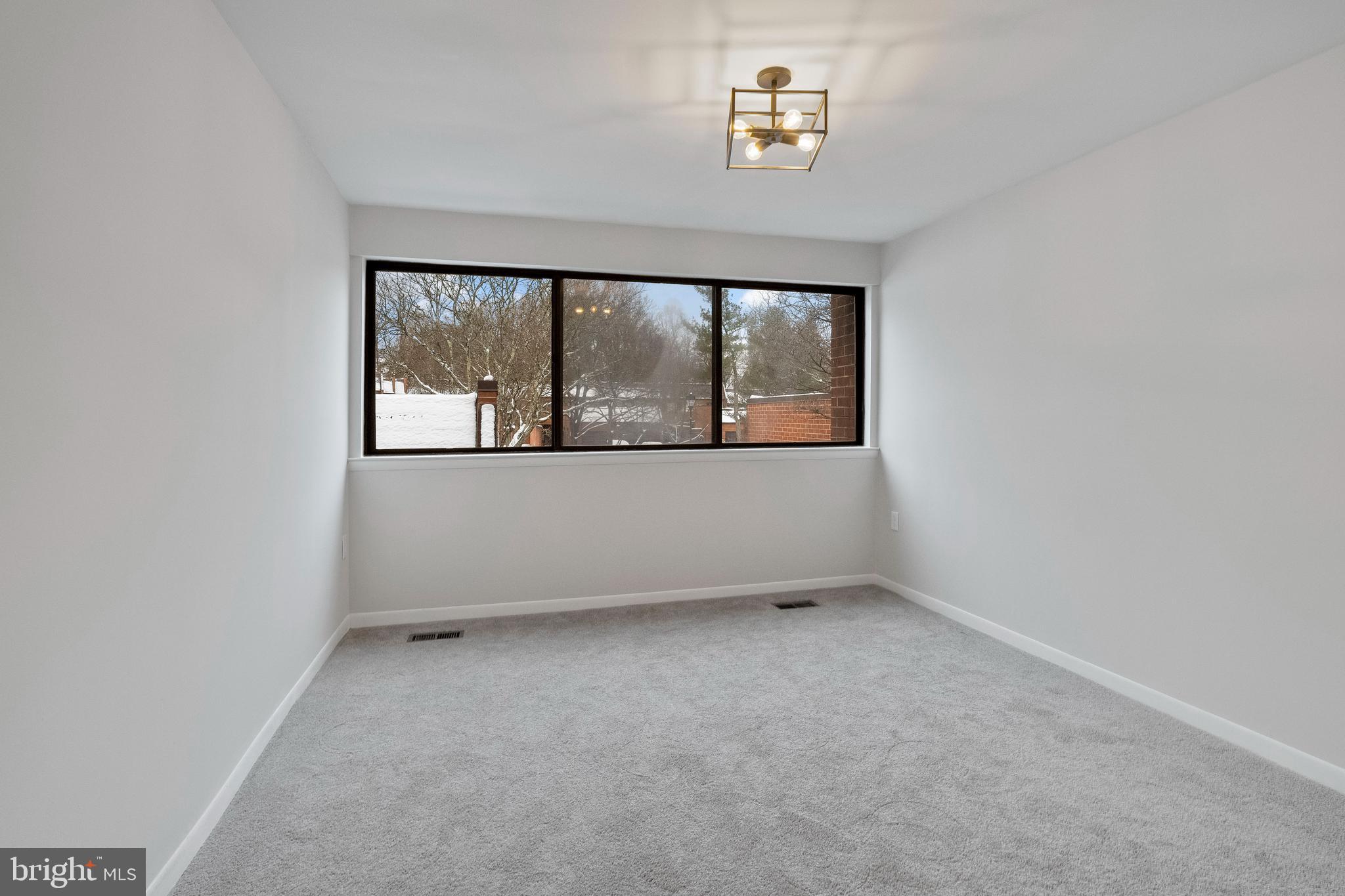 RUXTON CROSSING - Residential