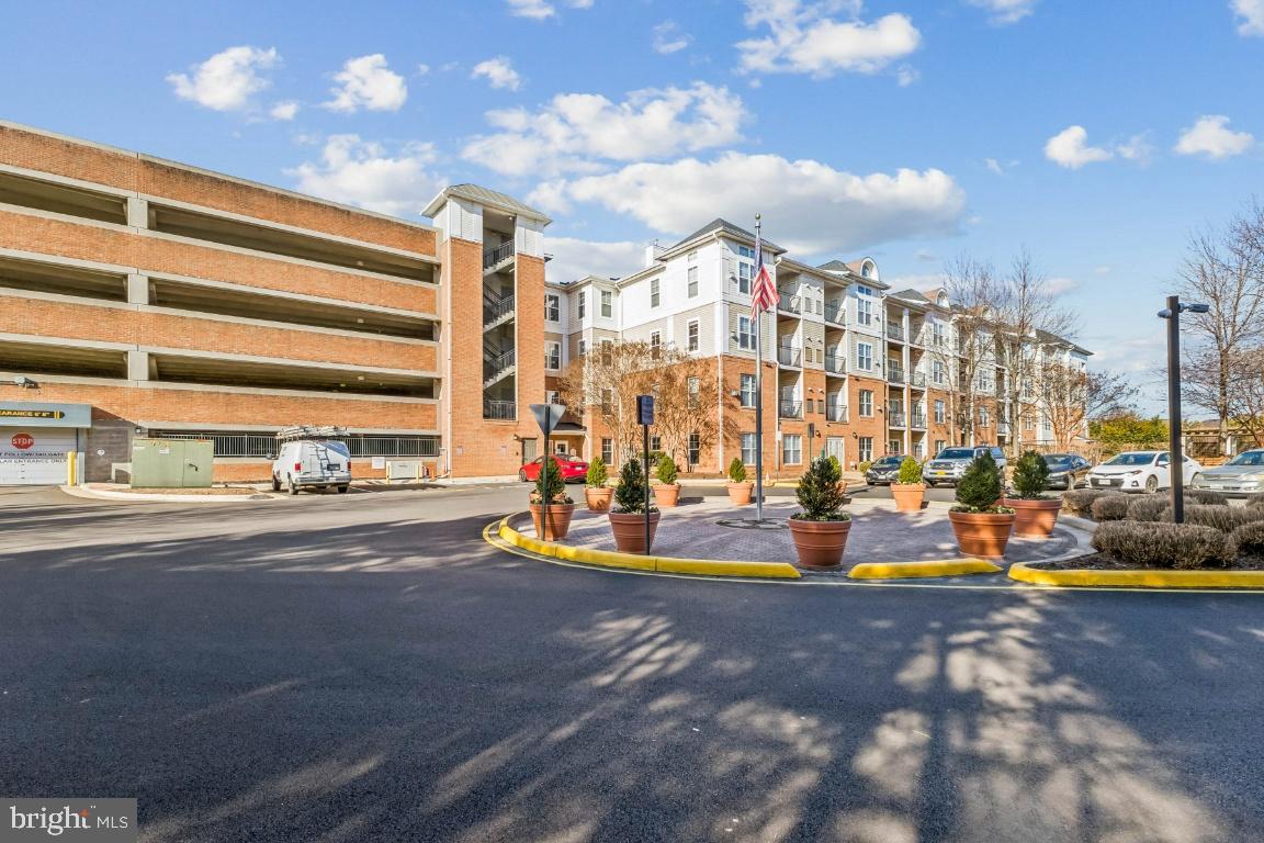 CHANTILLY PARK - Residential