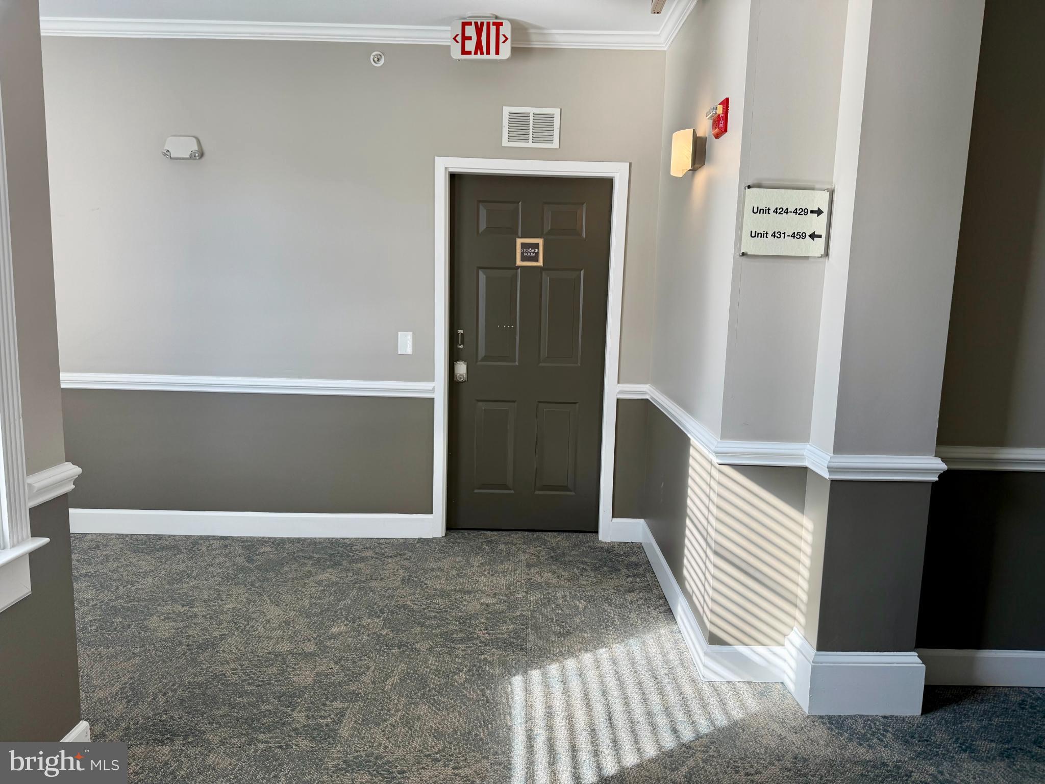 CHANTILLY PARK - Residential