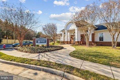 3810 LIGHTFOOT STREET 404 CHANTILLY VA 20151