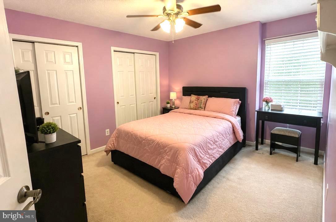 CONSTANT FRIENDSHIP - Residential