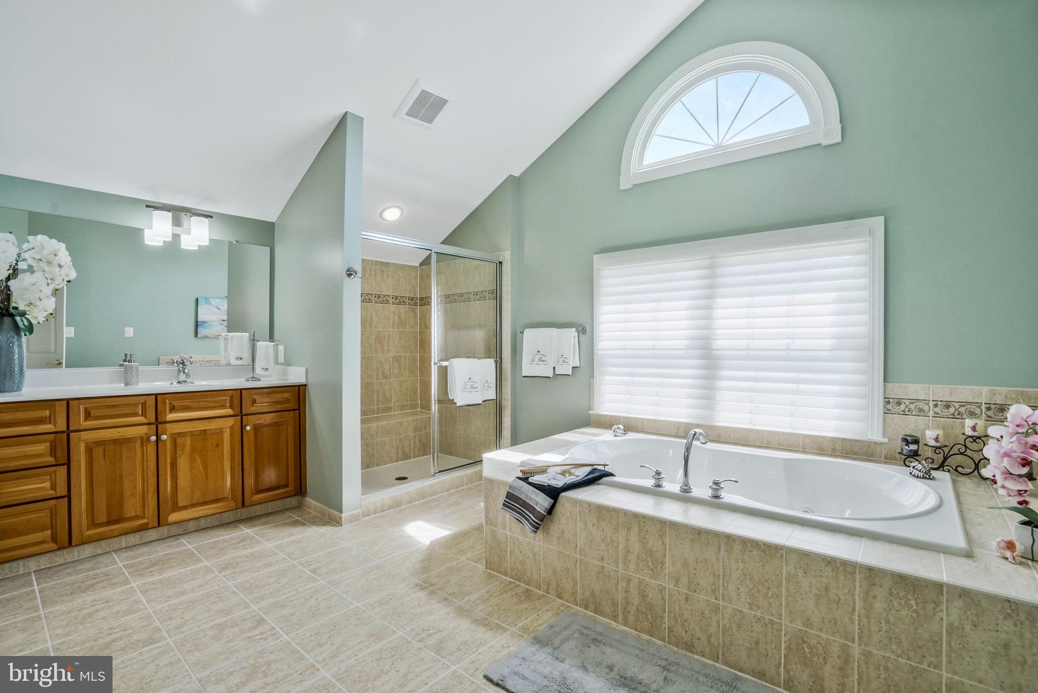 KINGSTOWNE - Residential