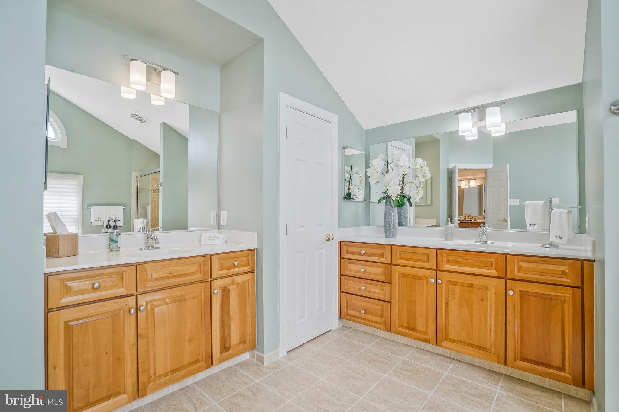 KINGSTOWNE - Residential