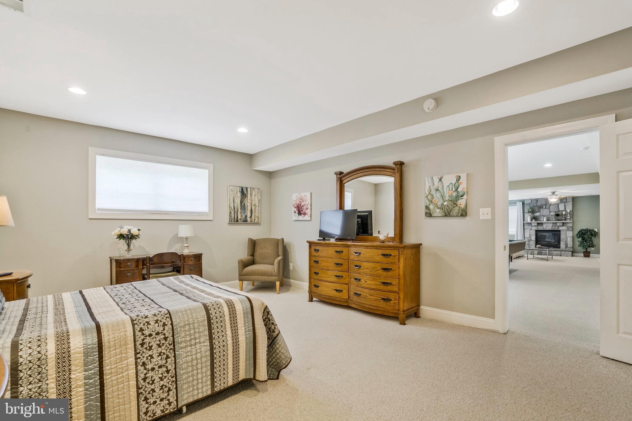 KINGSTOWNE - Residential