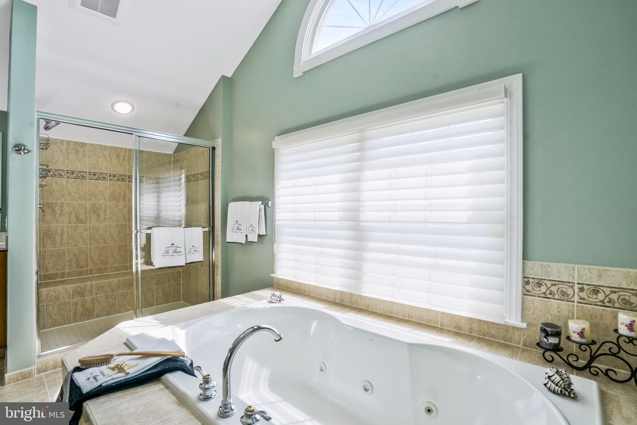 KINGSTOWNE - Residential