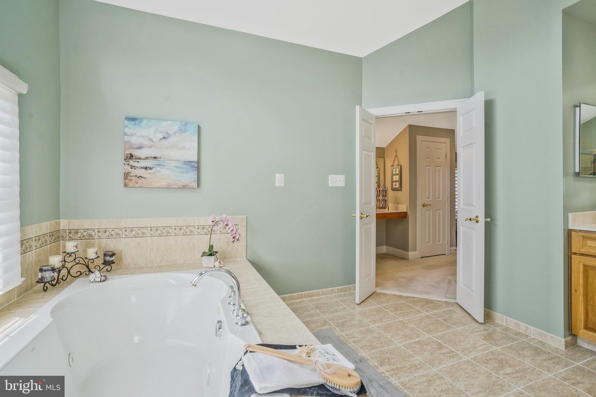 KINGSTOWNE - Residential