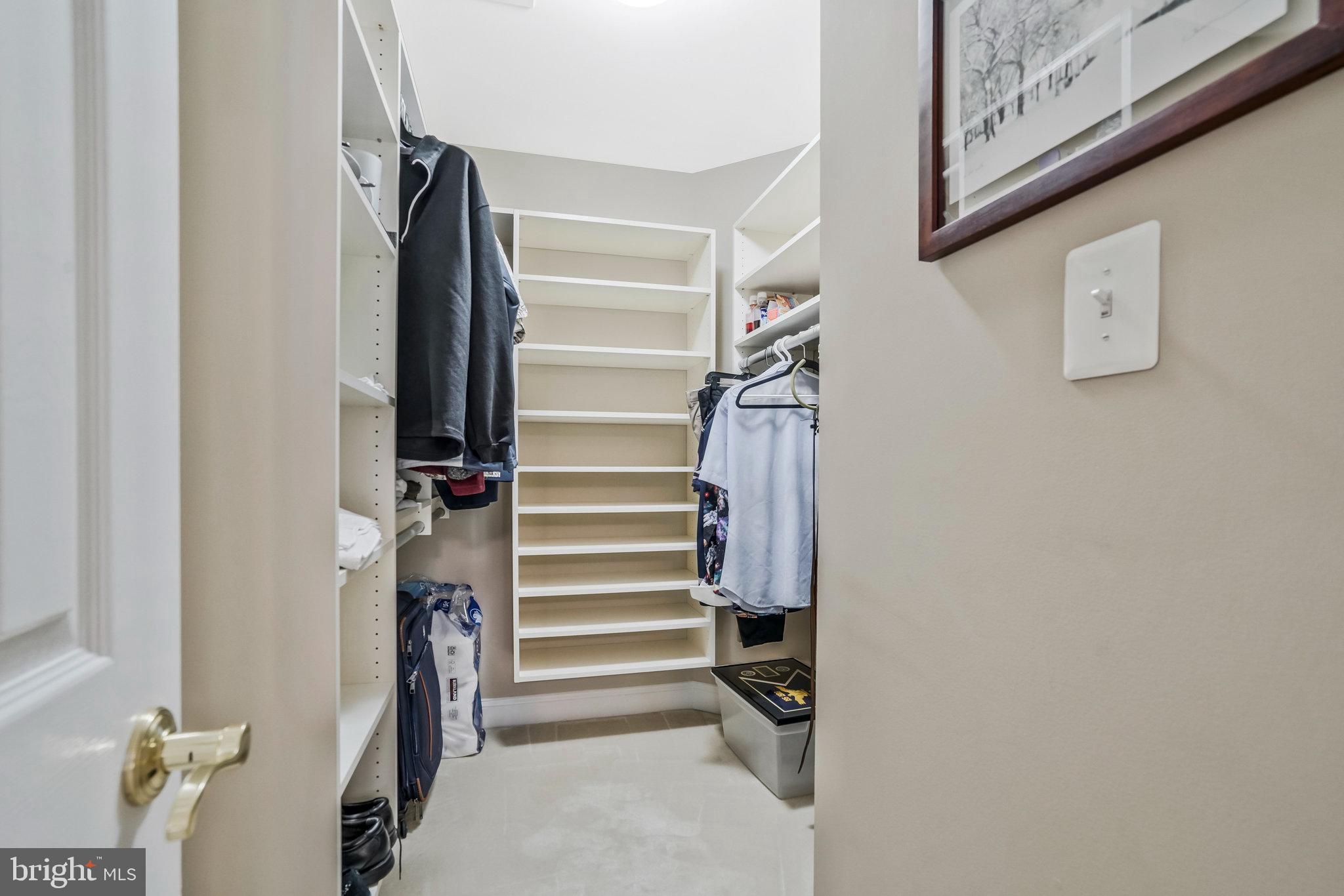 KINGSTOWNE - Residential