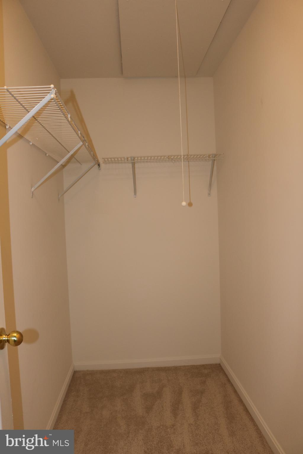 SHADY OAKS - Residential Lease