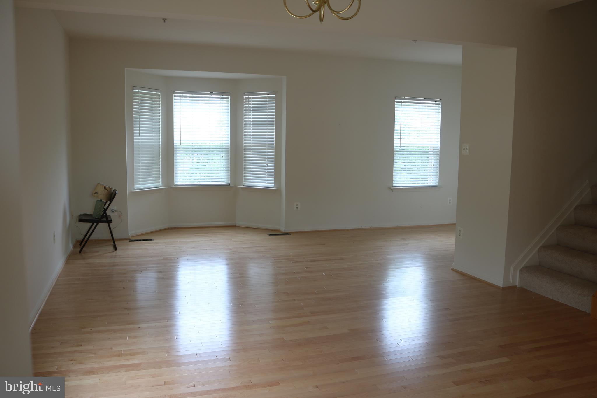 SHADY OAKS - Residential Lease