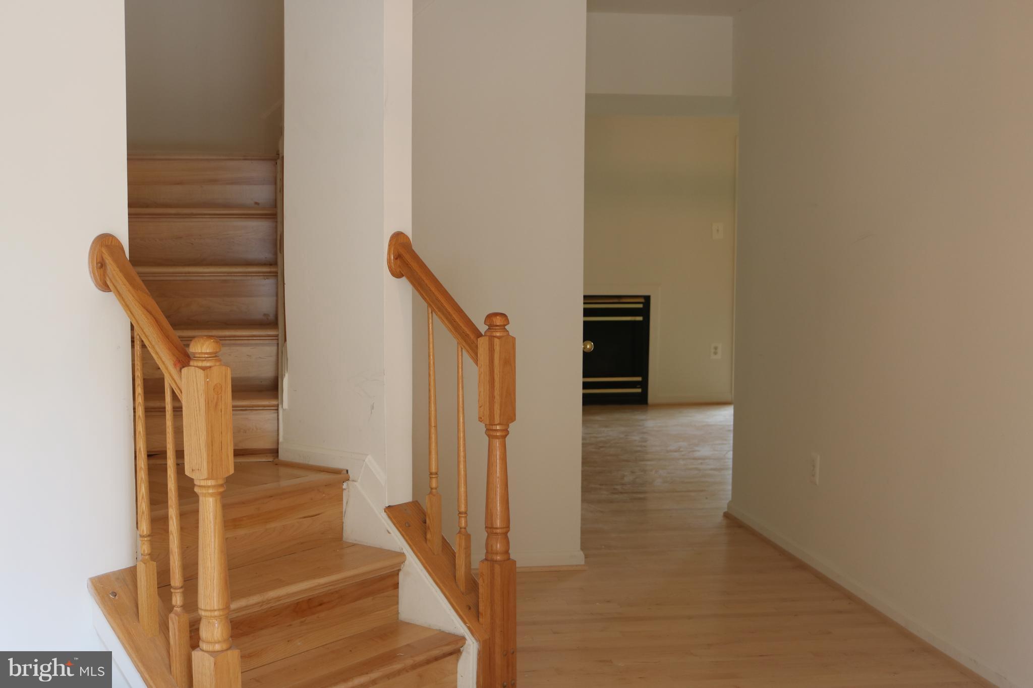 SHADY OAKS - Residential Lease