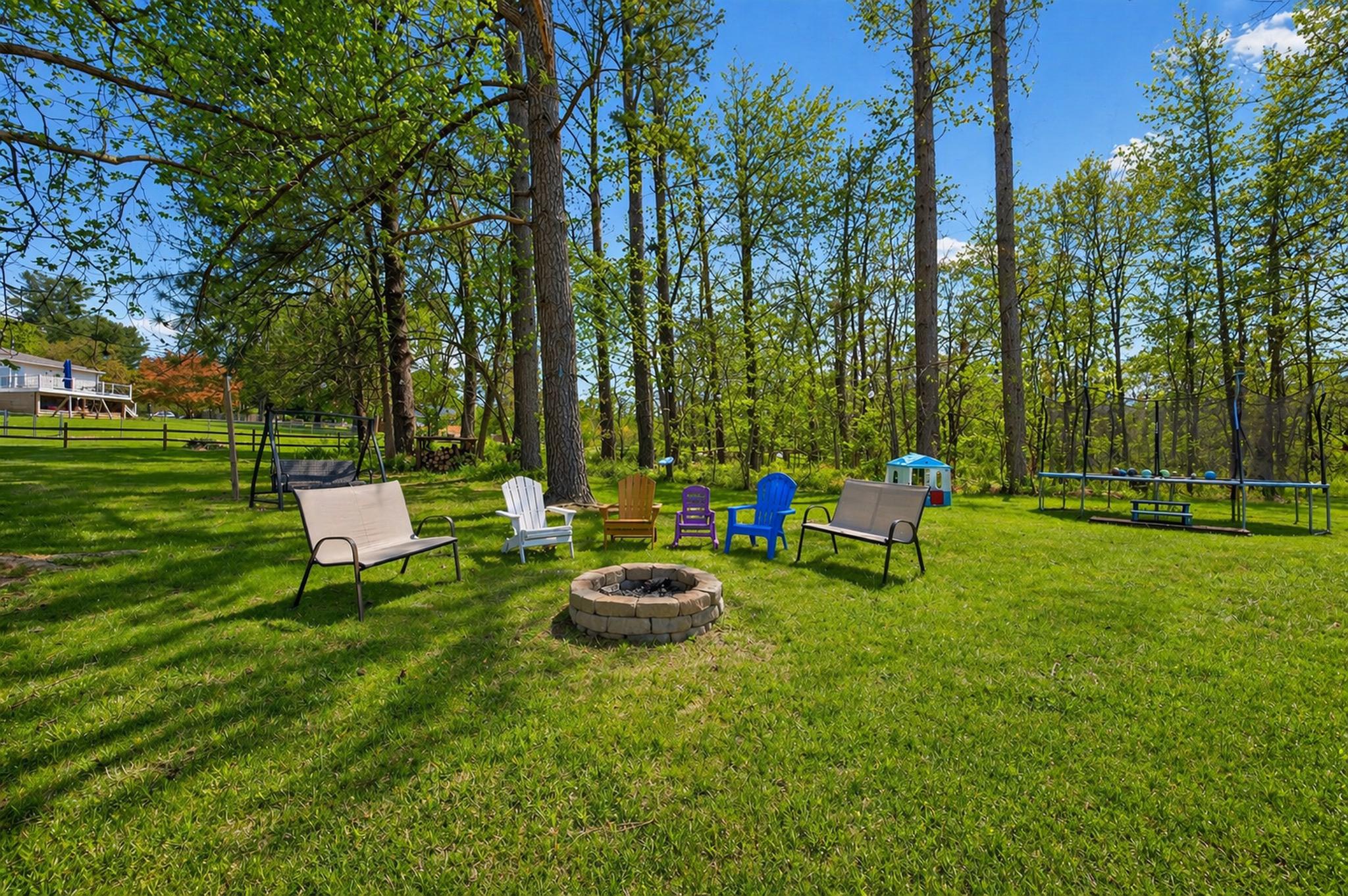 PINE GROVE - Residential