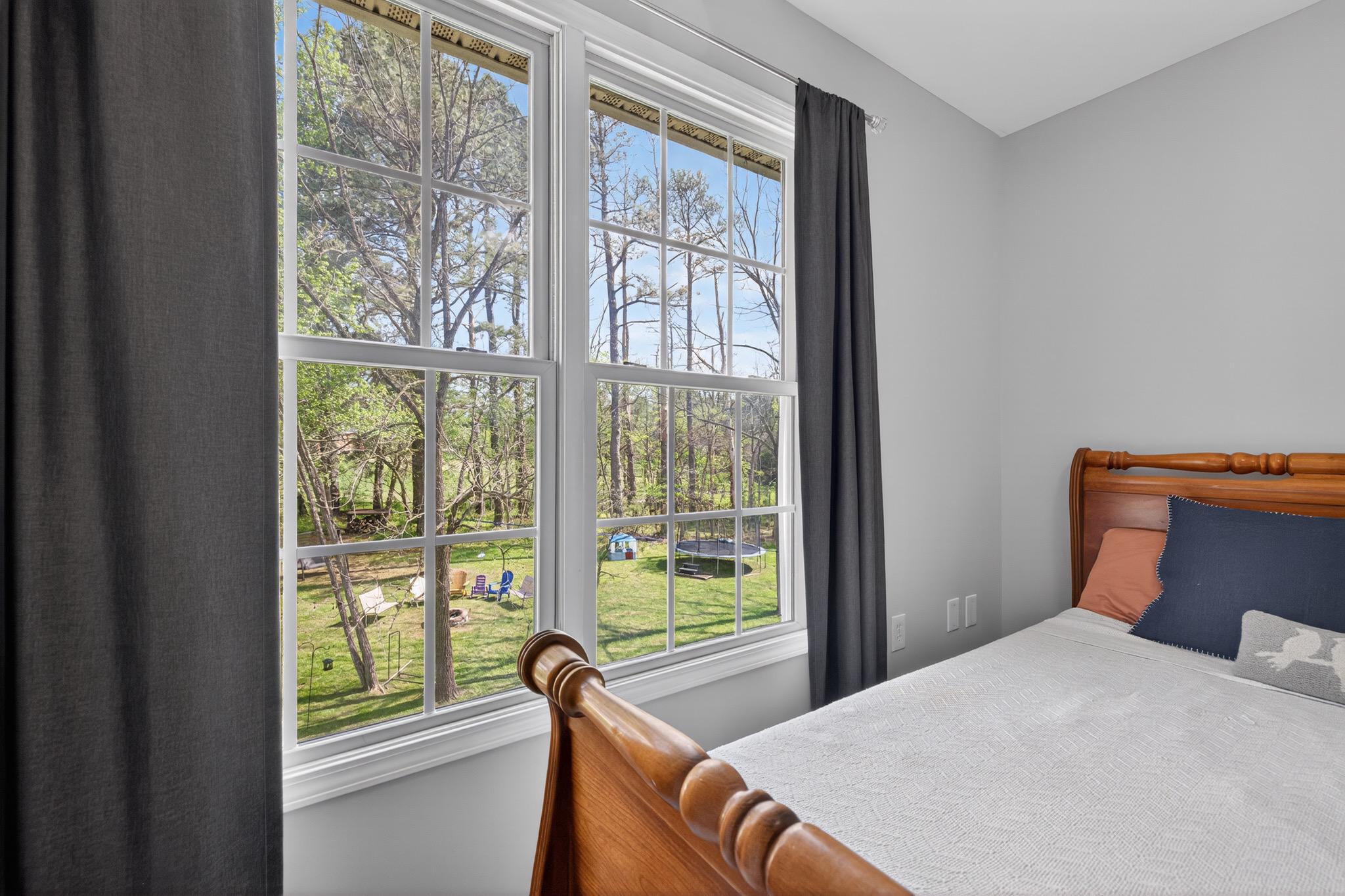PINE GROVE - Residential