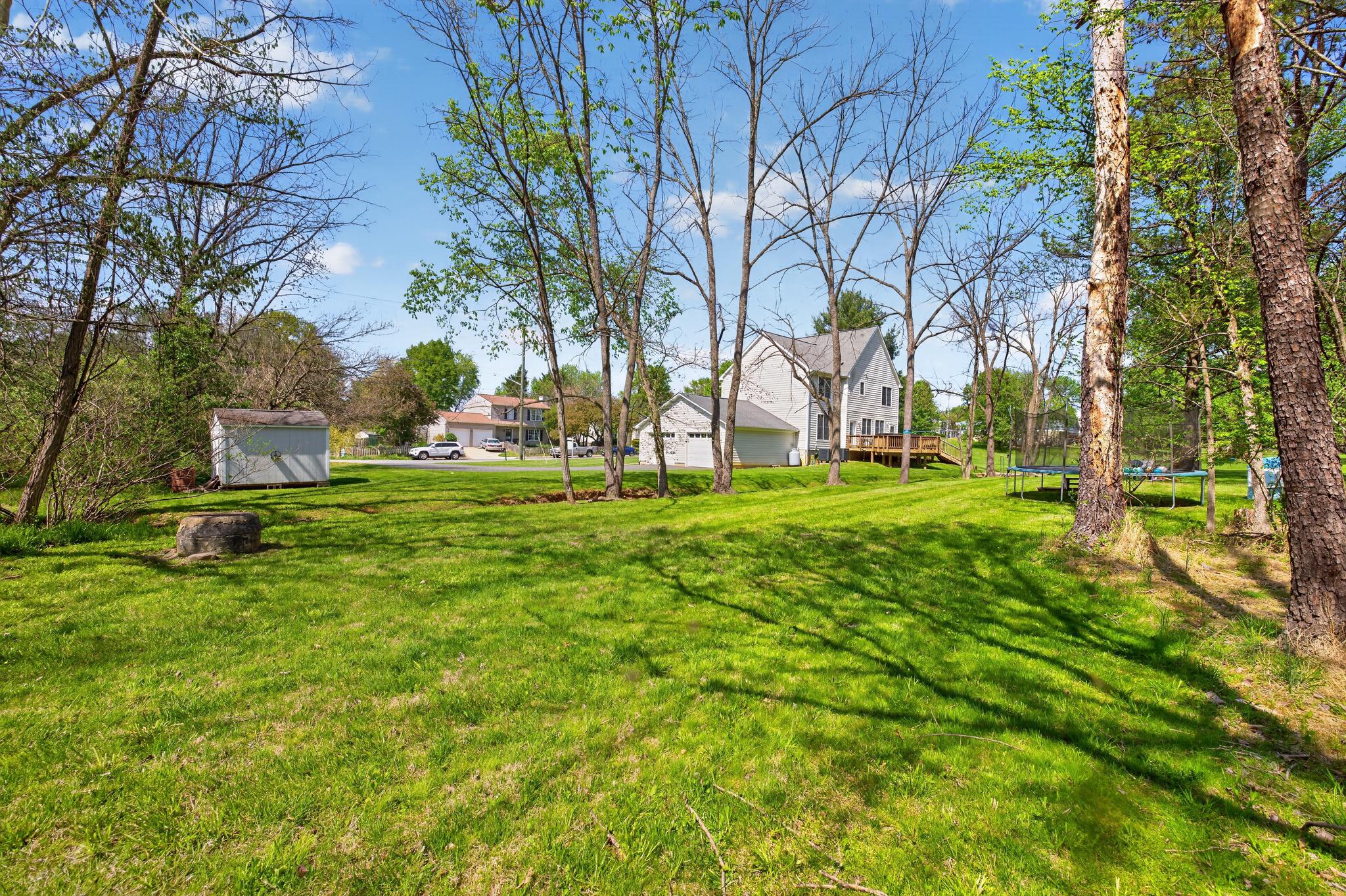PINE GROVE - Residential