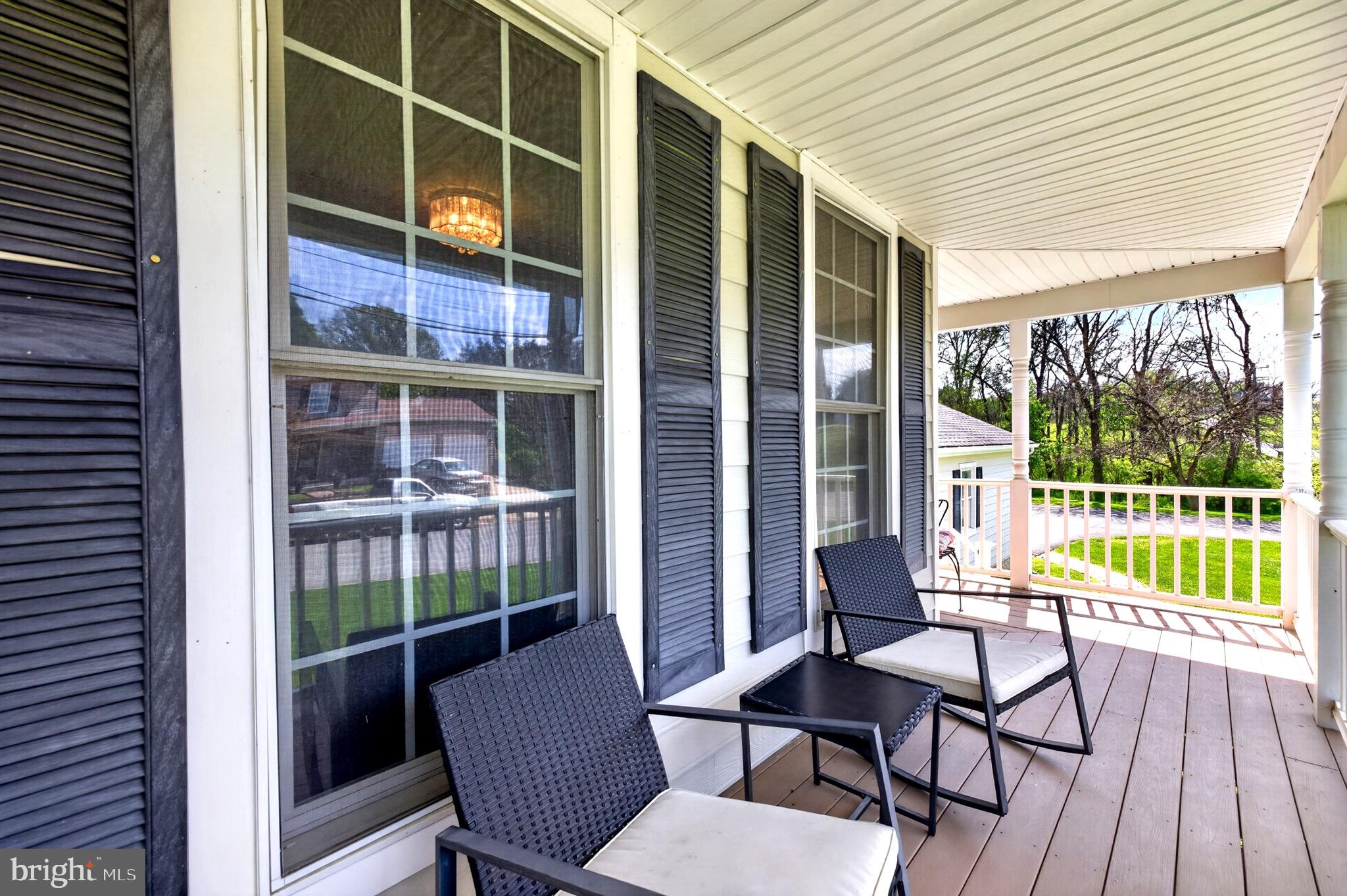 PINE GROVE - Residential