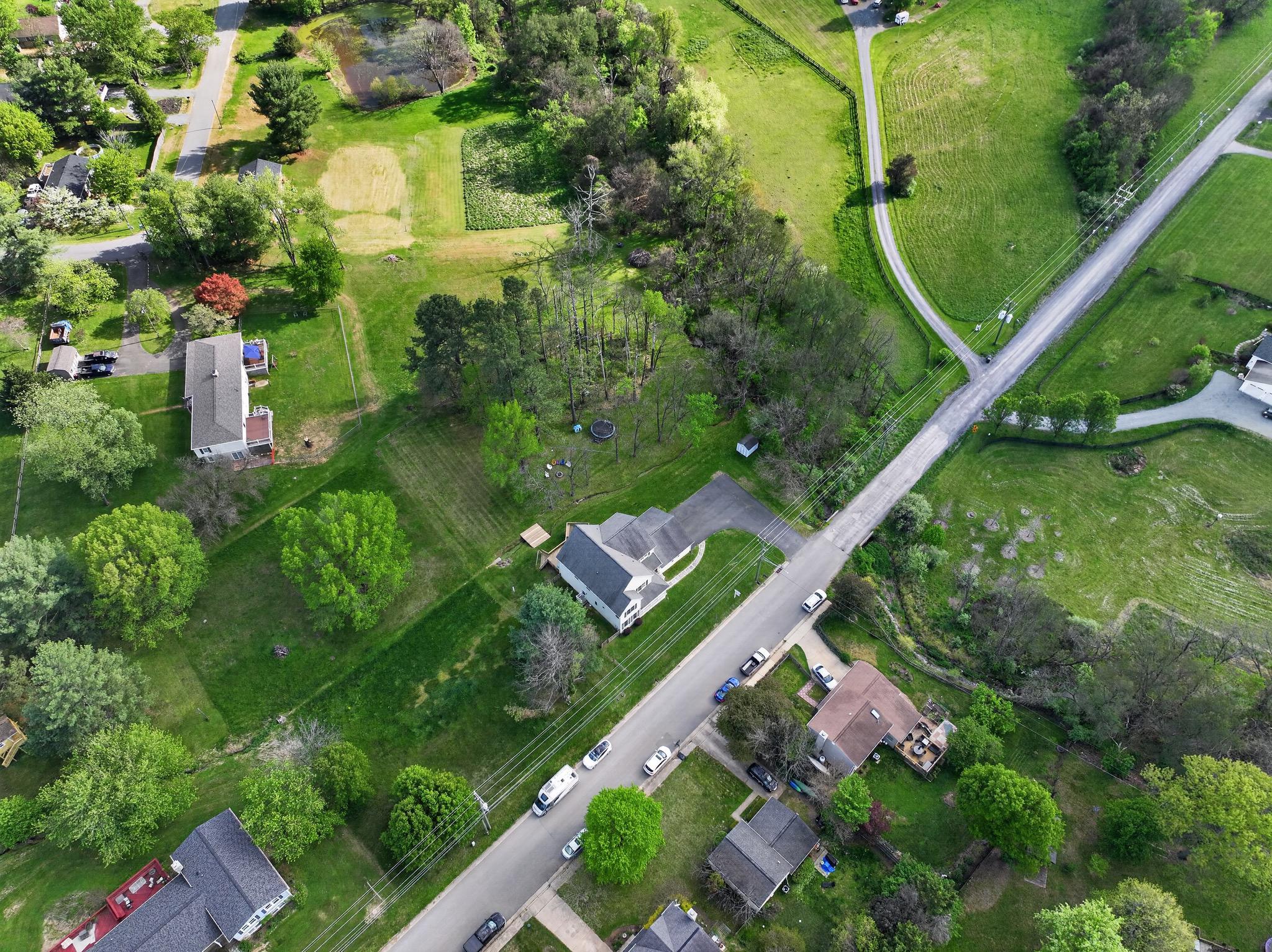 PINE GROVE - Residential