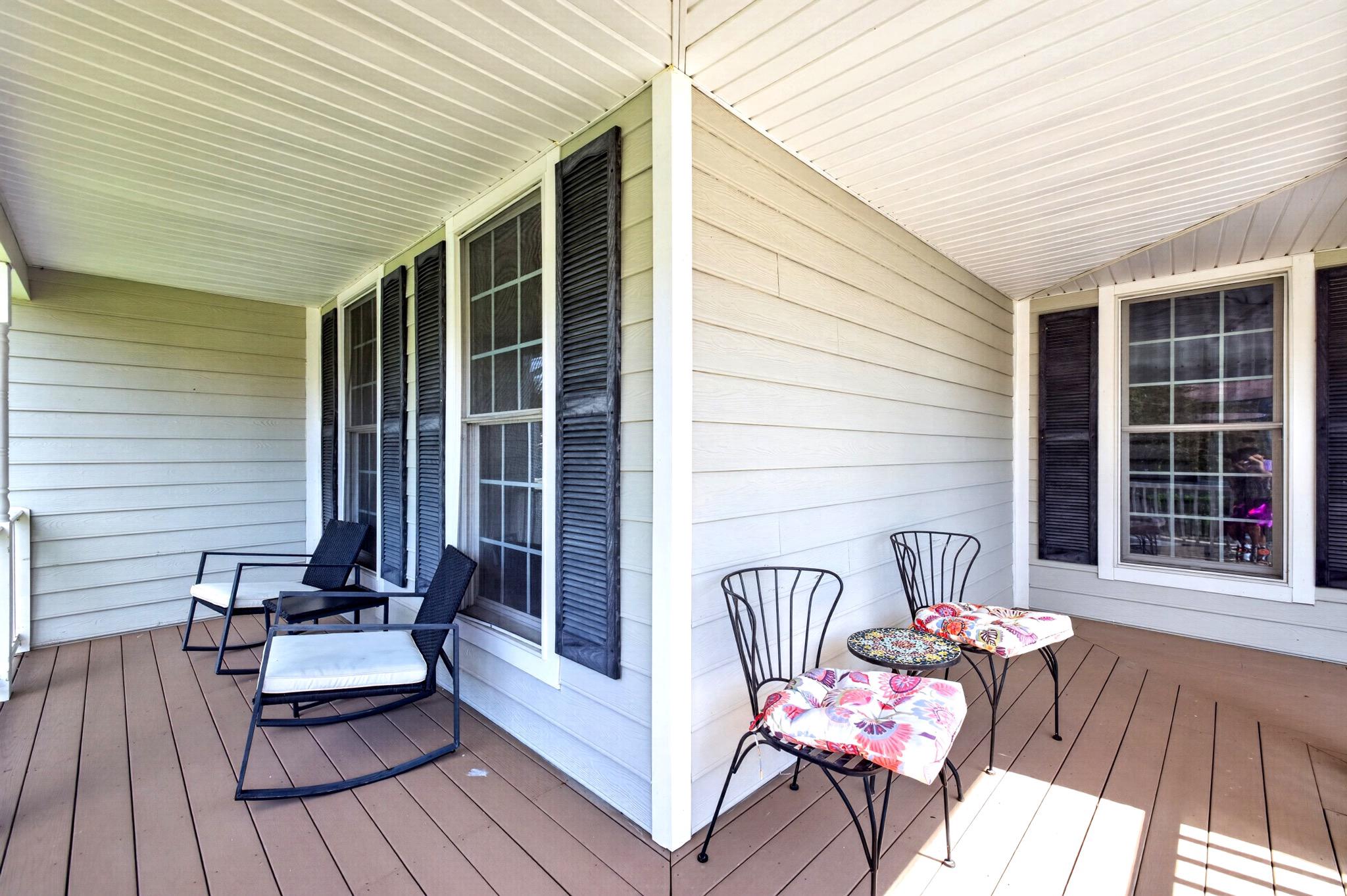 PINE GROVE - Residential
