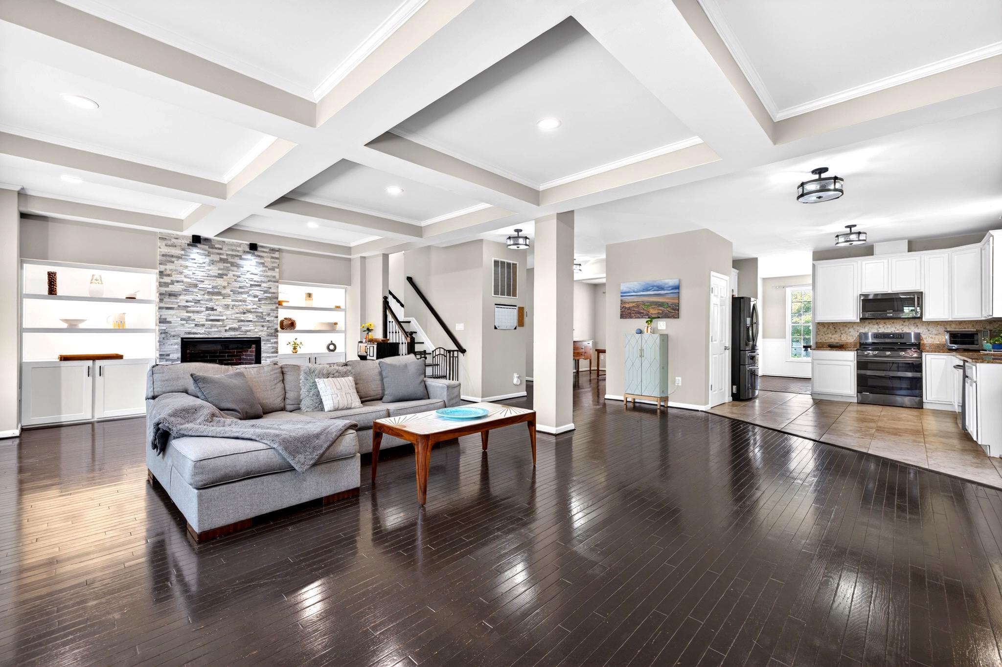 PINE GROVE - Residential