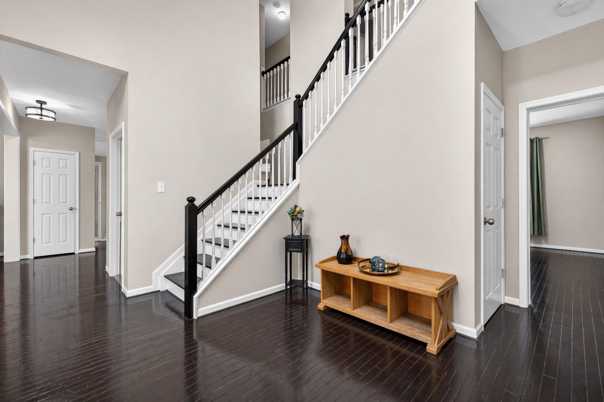 PINE GROVE - Residential