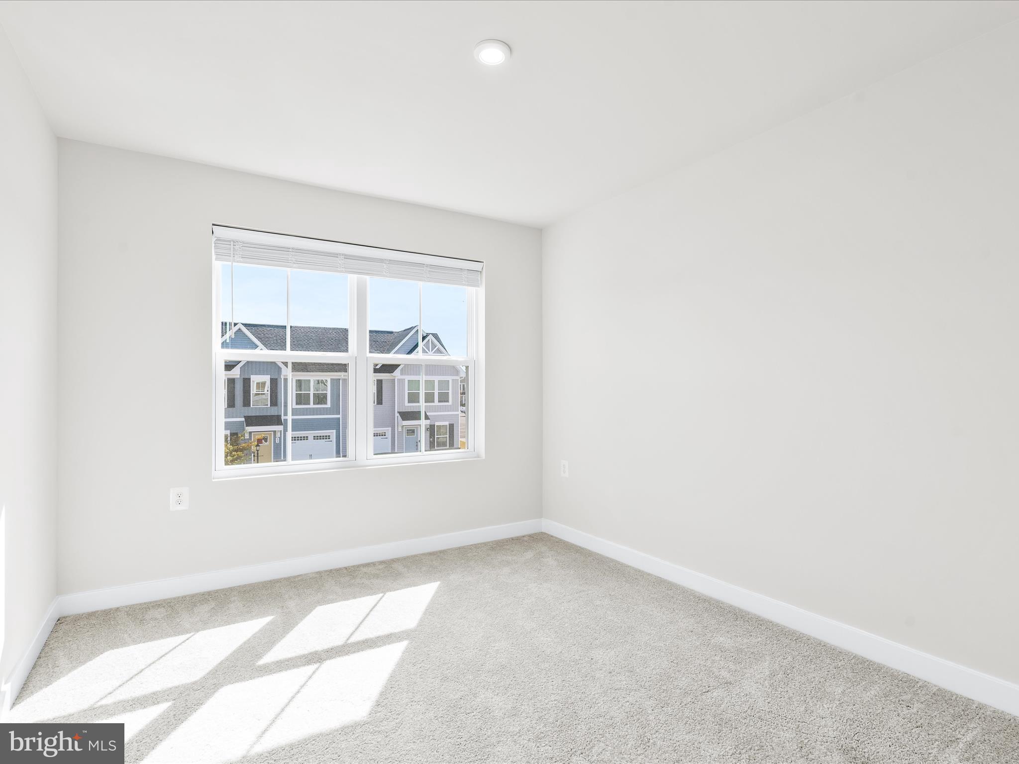 ARCADIA SPRINGS - Residential