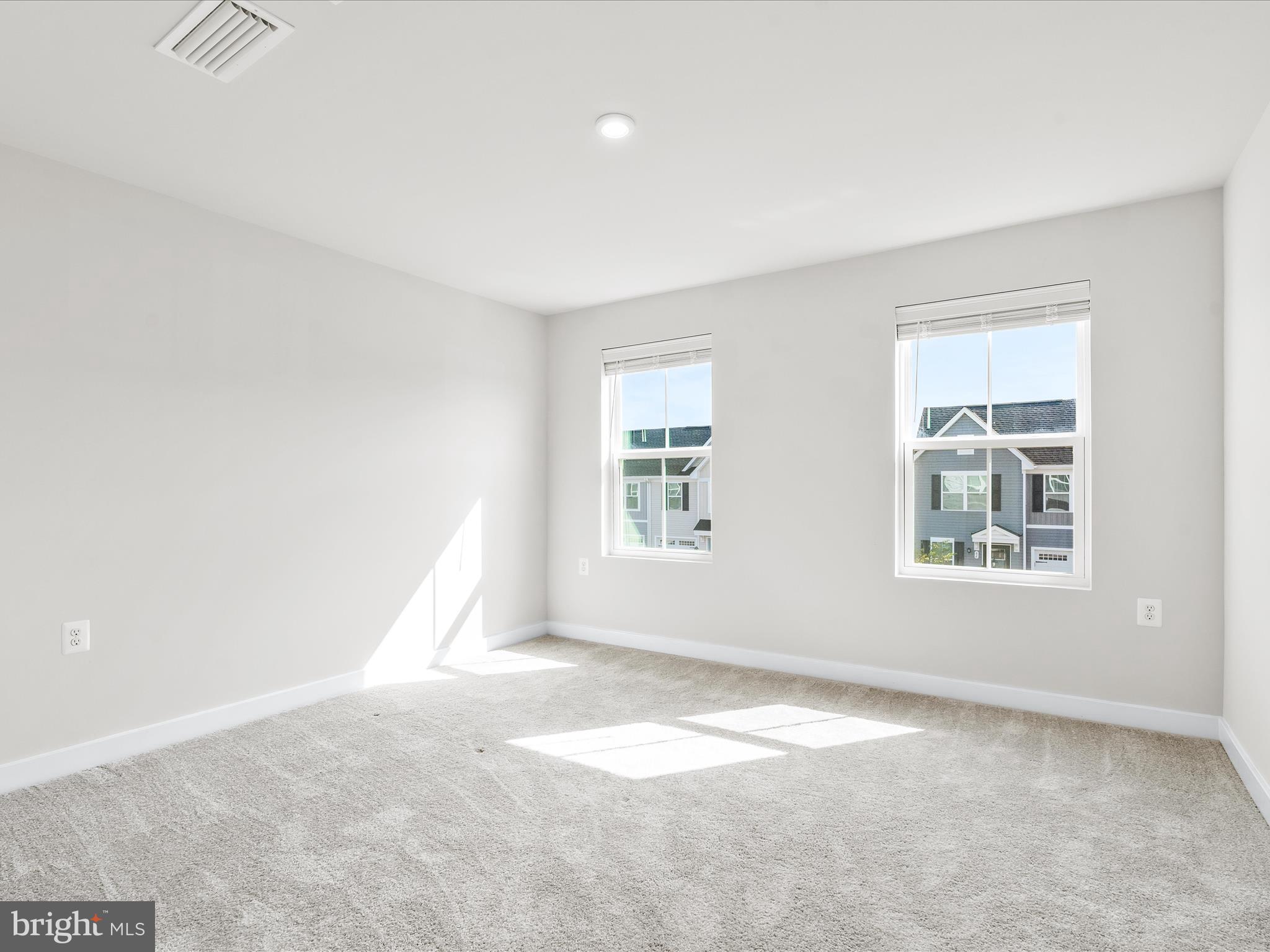 ARCADIA SPRINGS - Residential