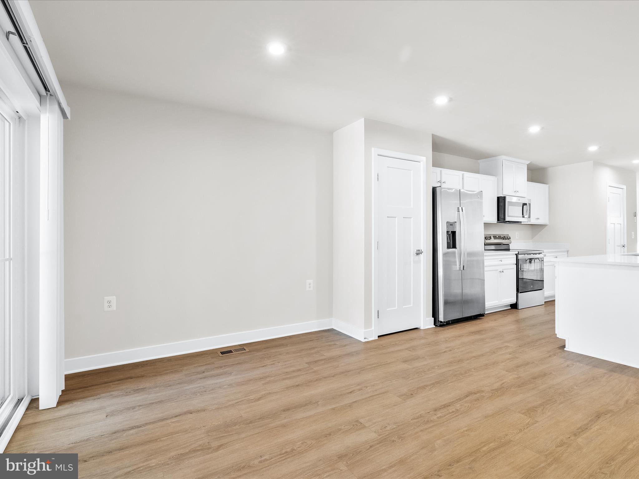 ARCADIA SPRINGS - Residential