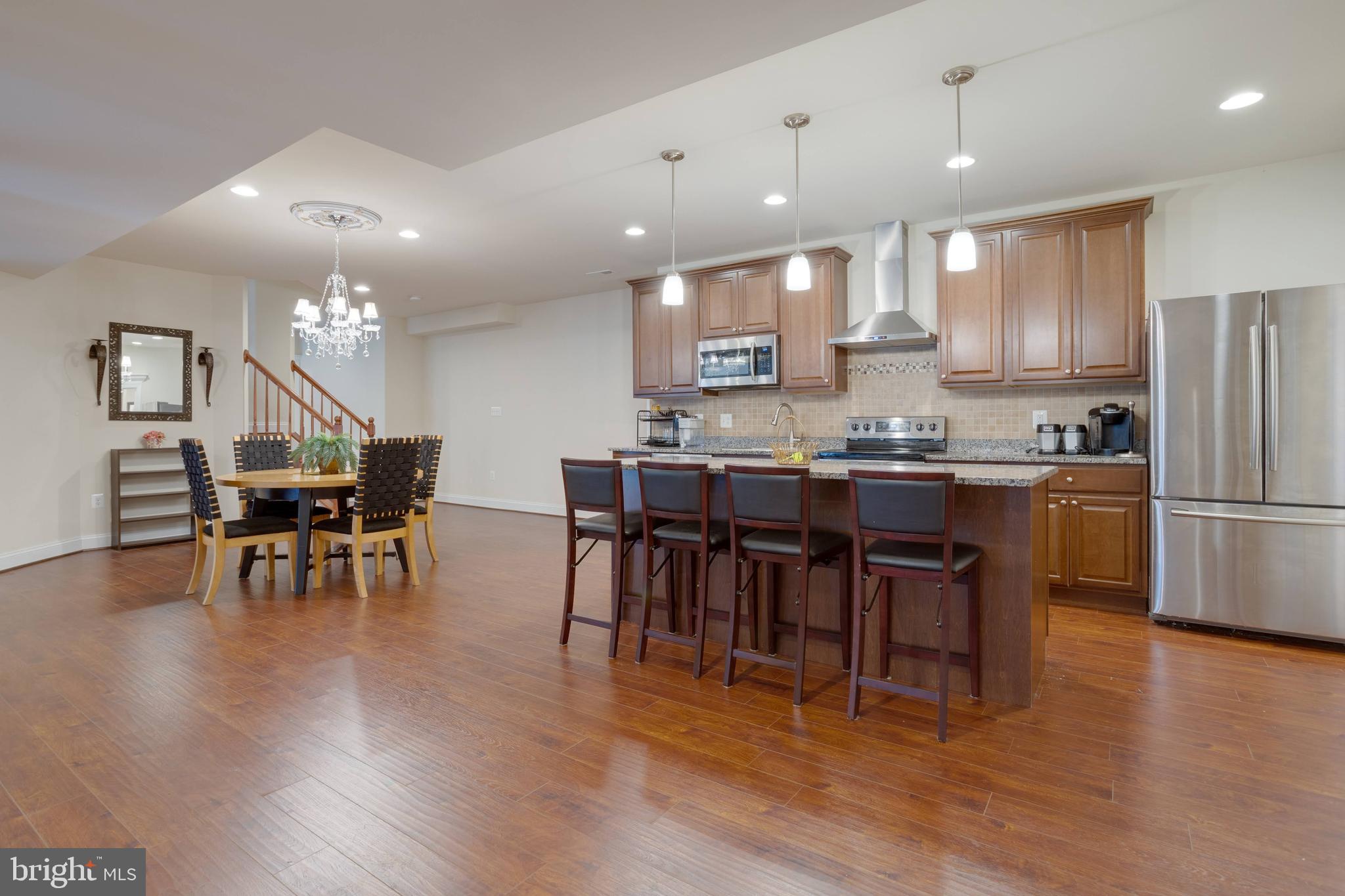 LINCOLN PARK - Residential