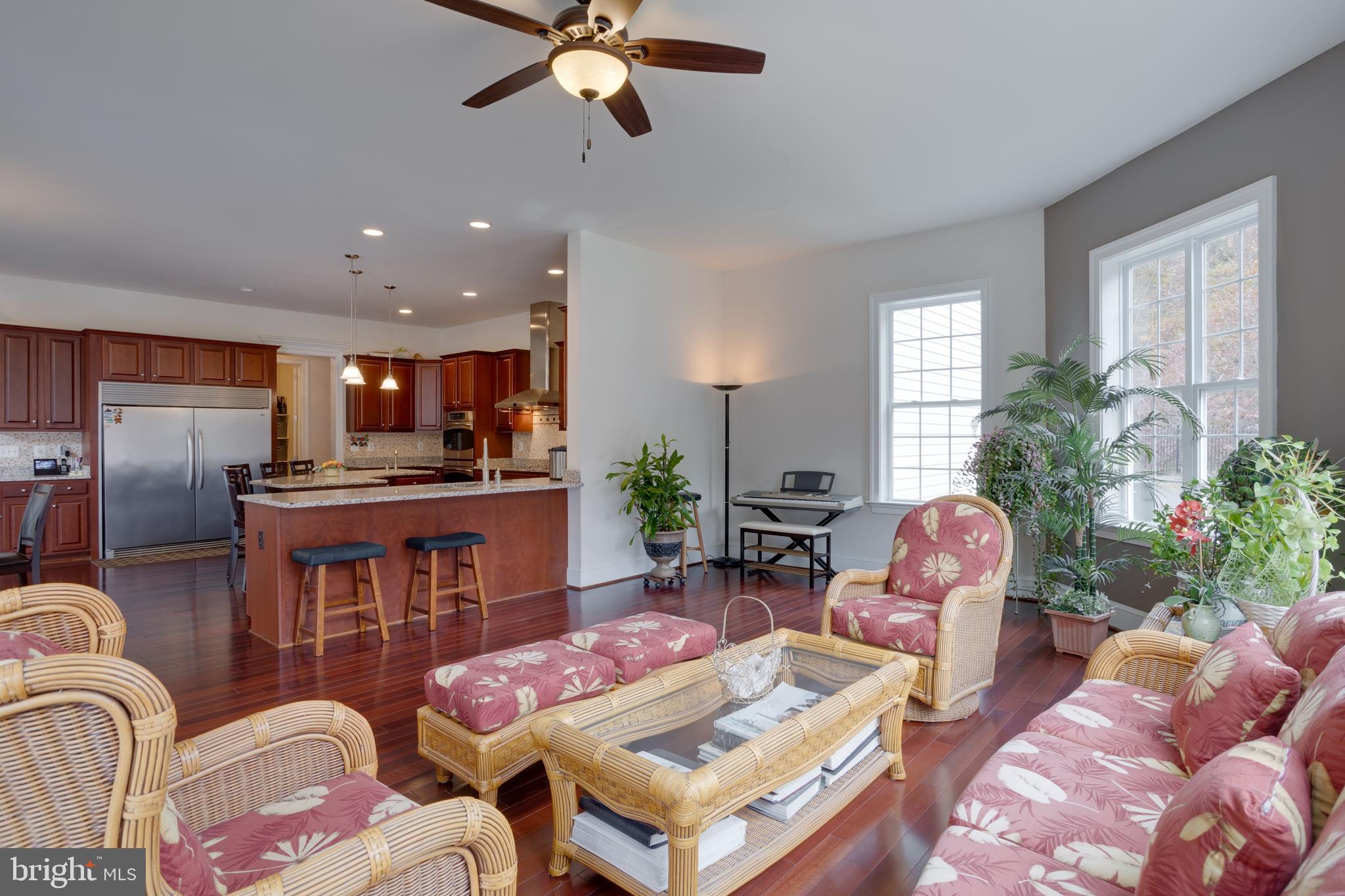 LINCOLN PARK - Residential