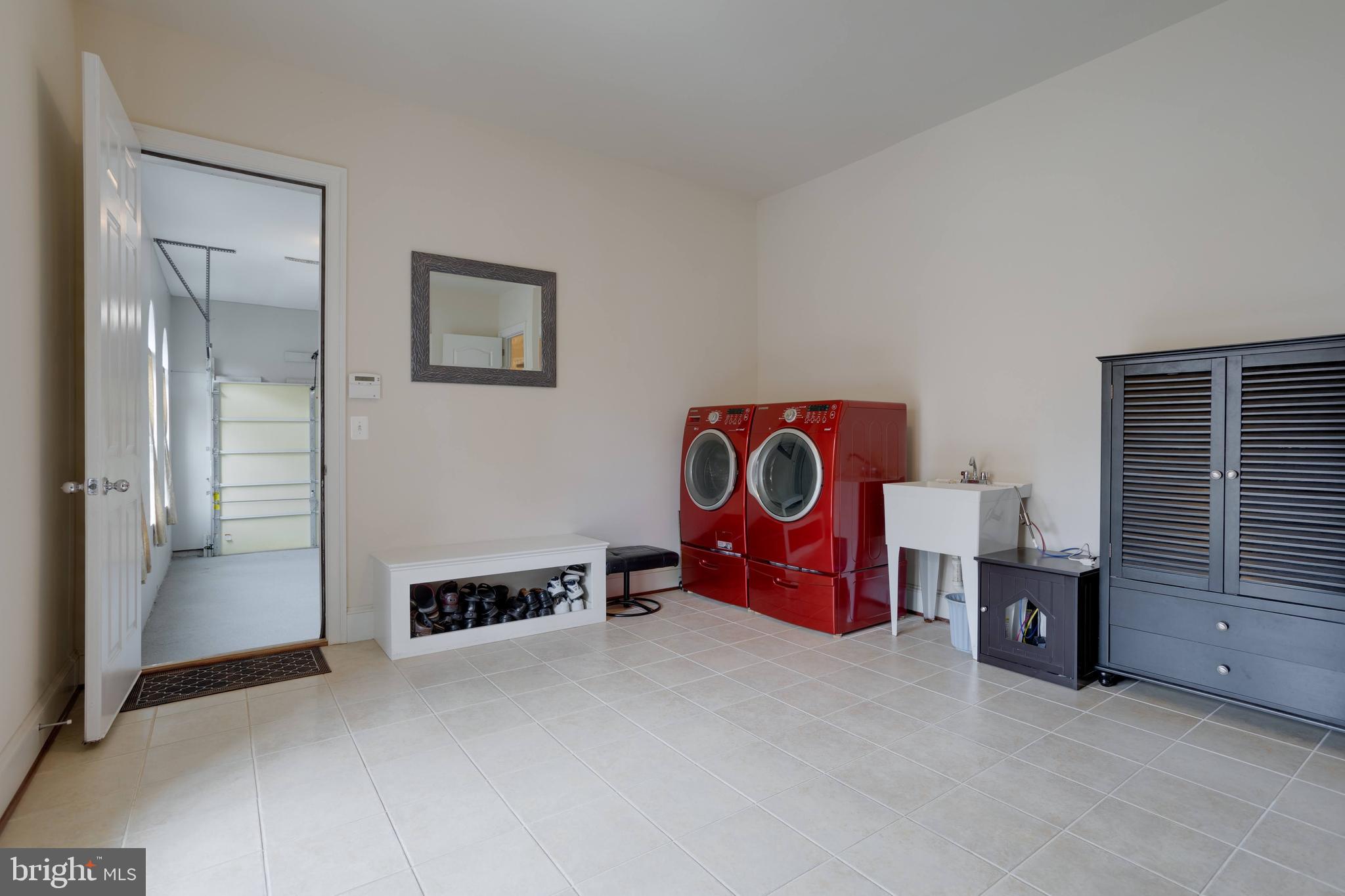 LINCOLN PARK - Residential