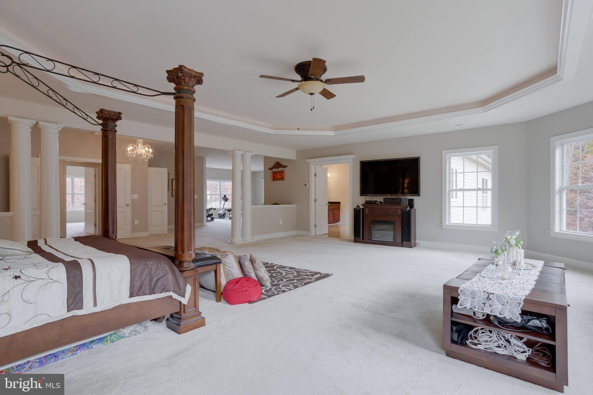 LINCOLN PARK - Residential