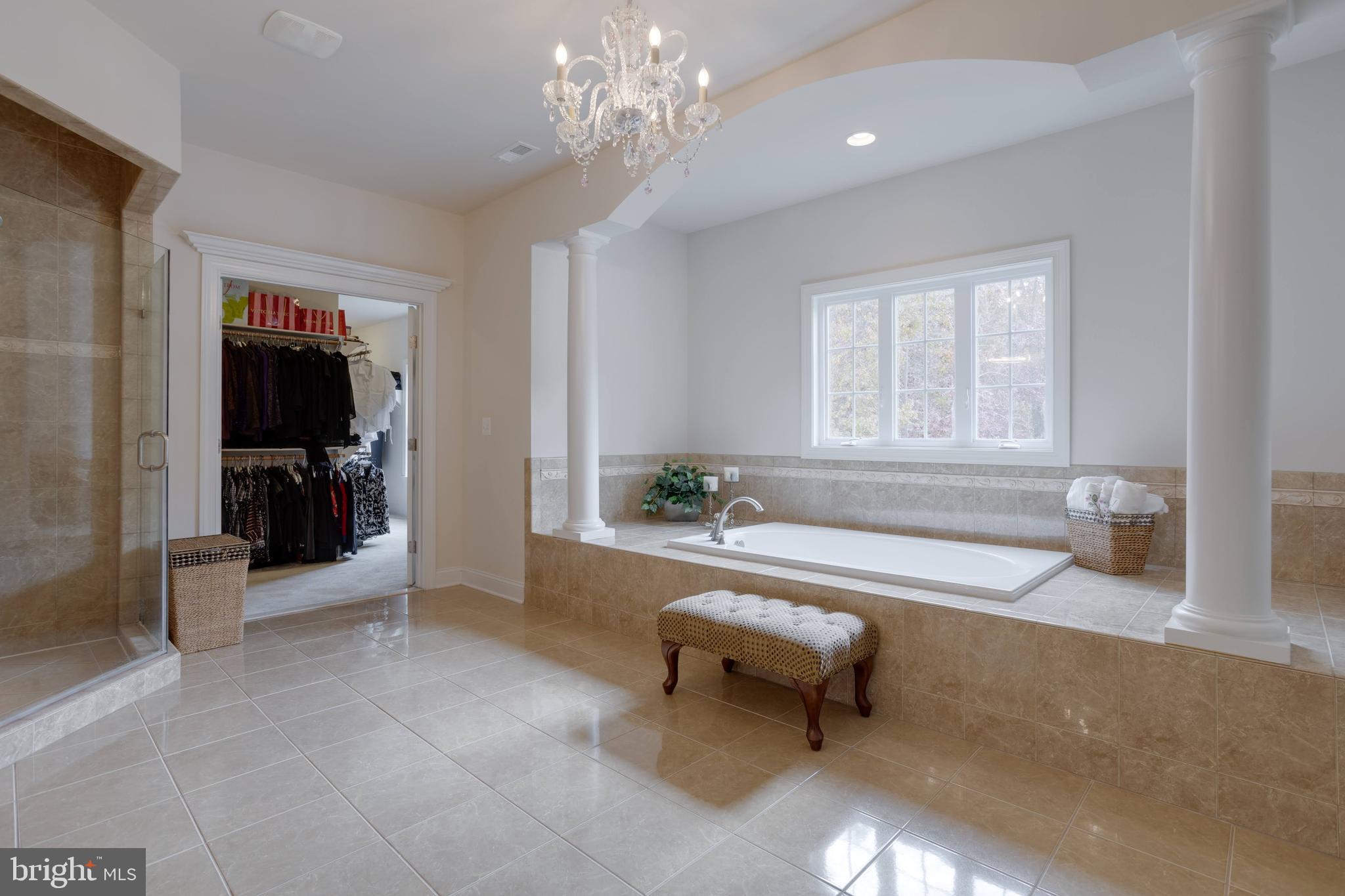 LINCOLN PARK - Residential