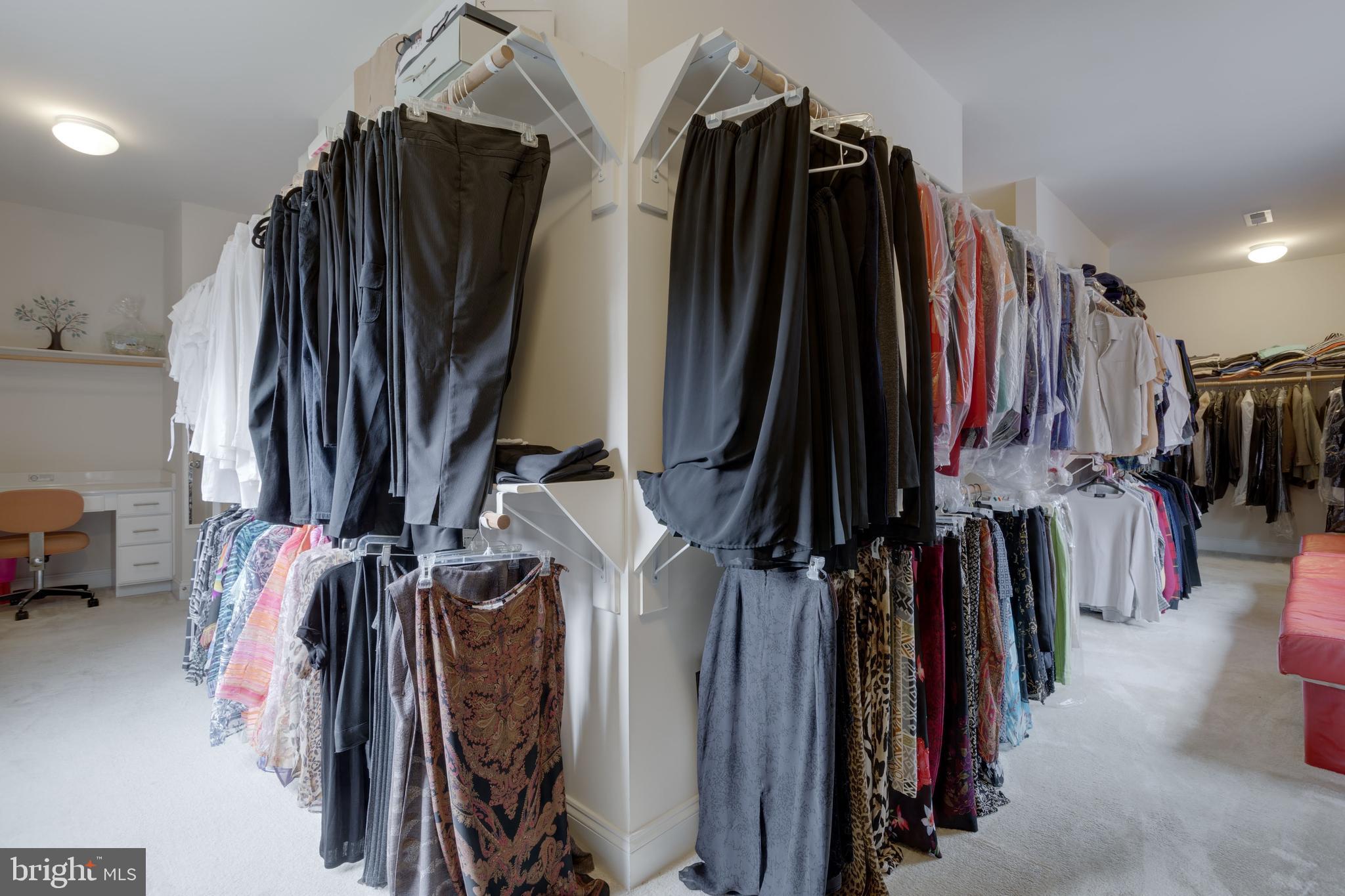 LINCOLN PARK - Residential