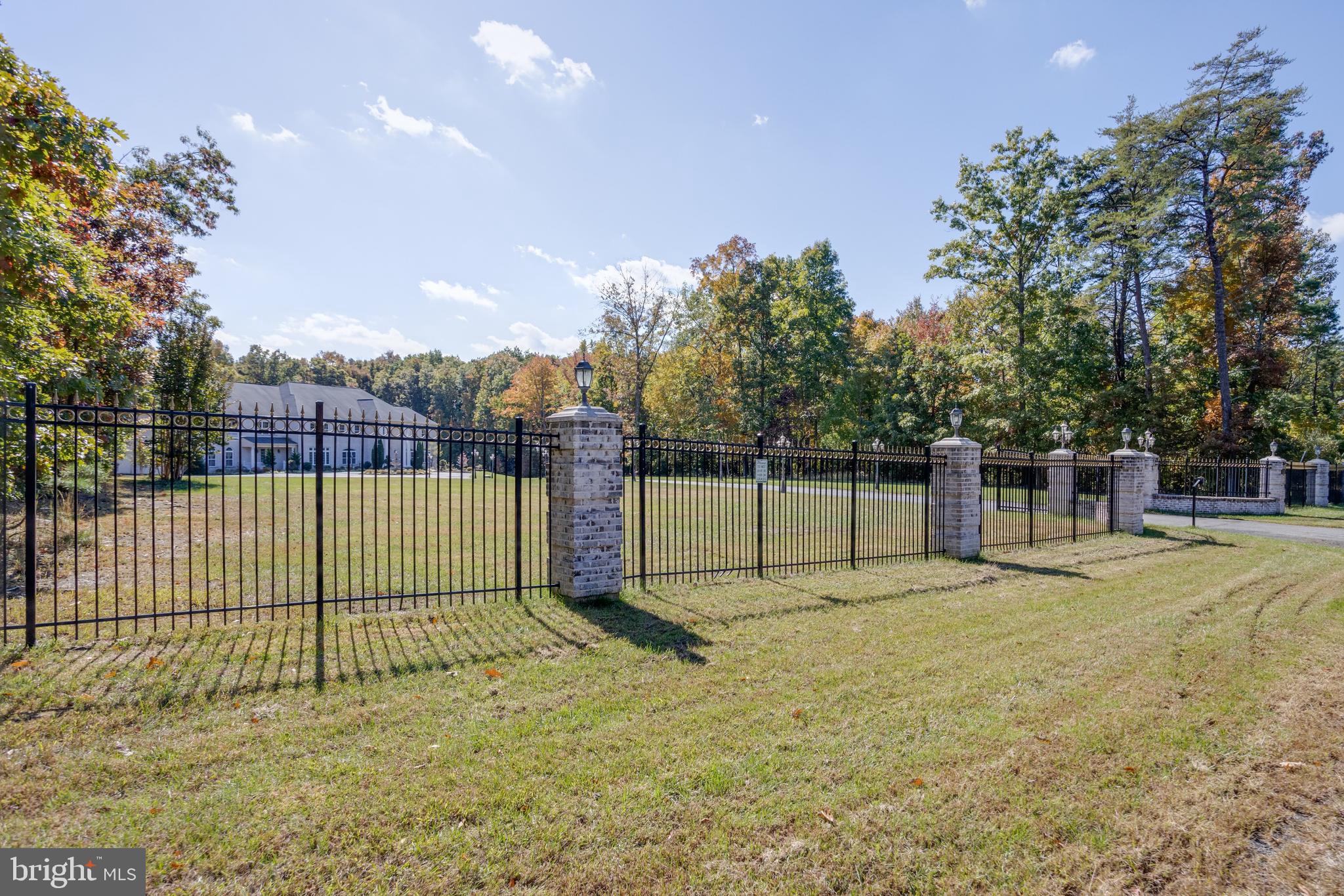 LINCOLN PARK - Residential