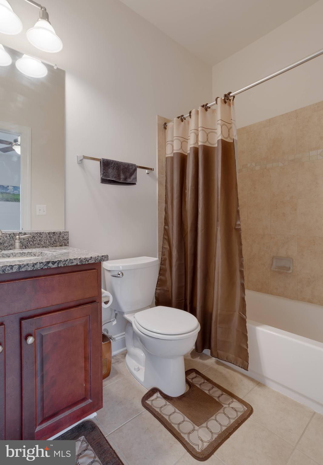 LINCOLN PARK - Residential