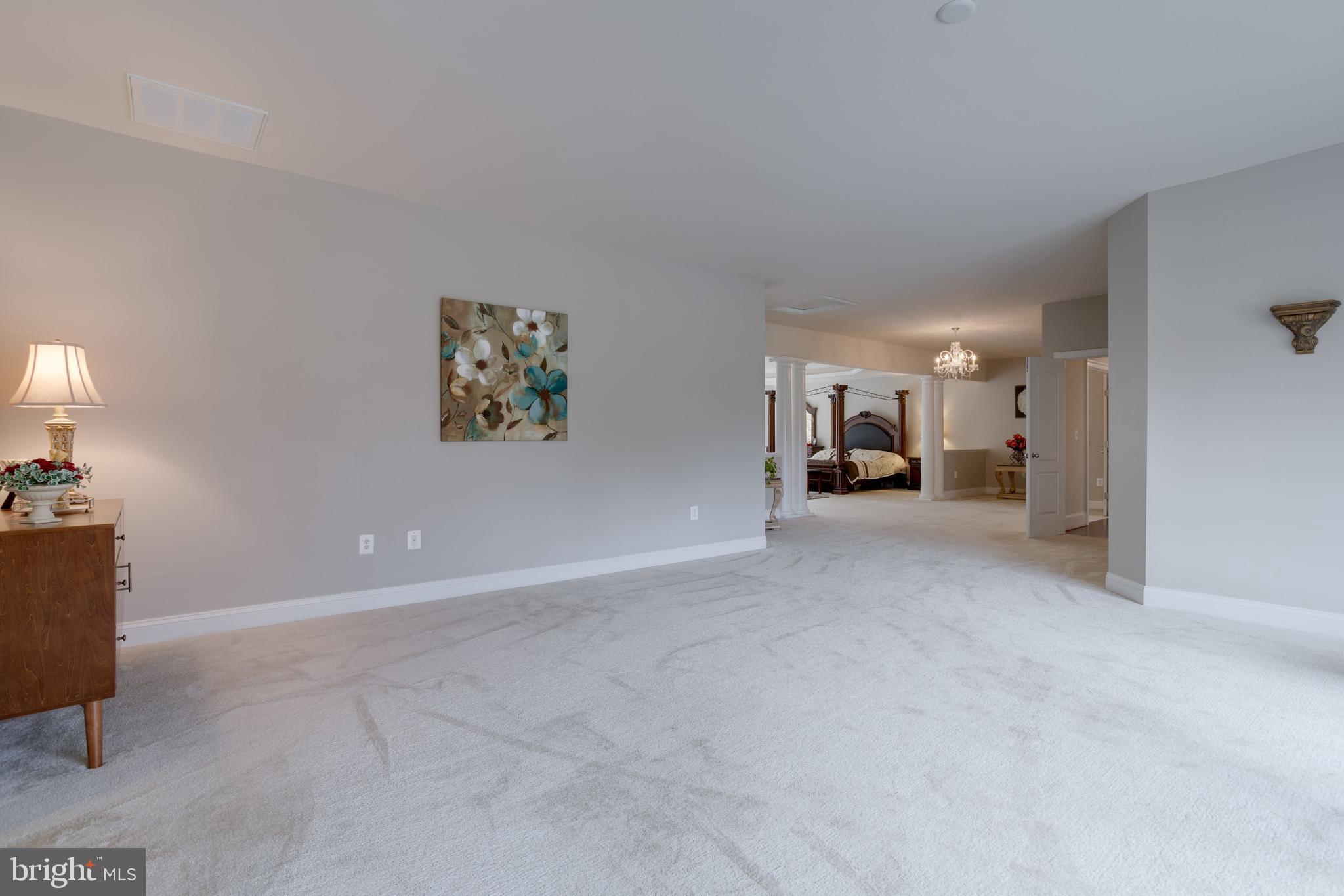 LINCOLN PARK - Residential