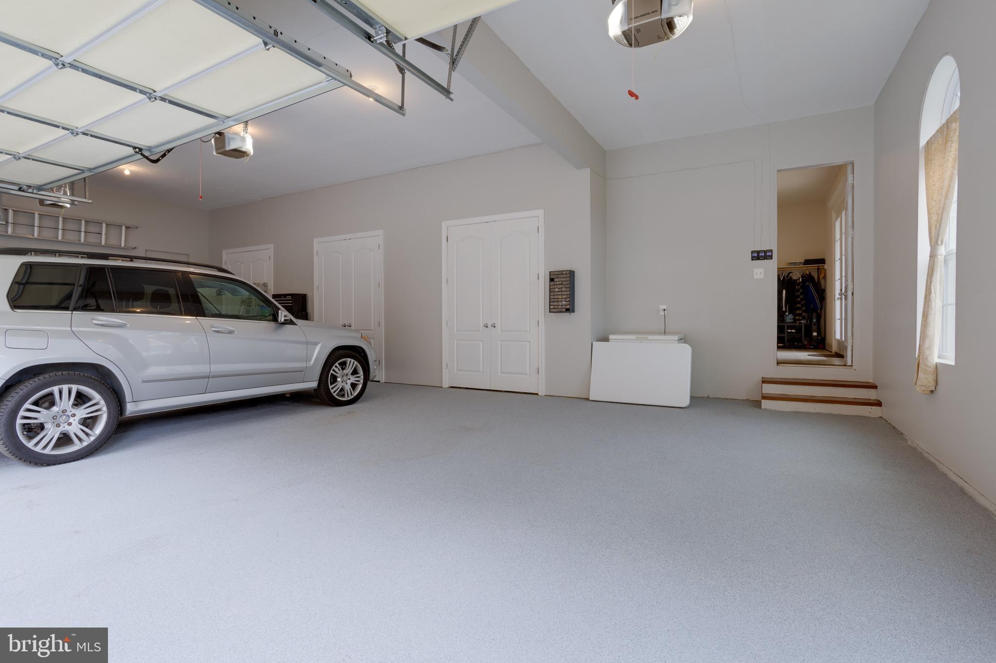 LINCOLN PARK - Residential