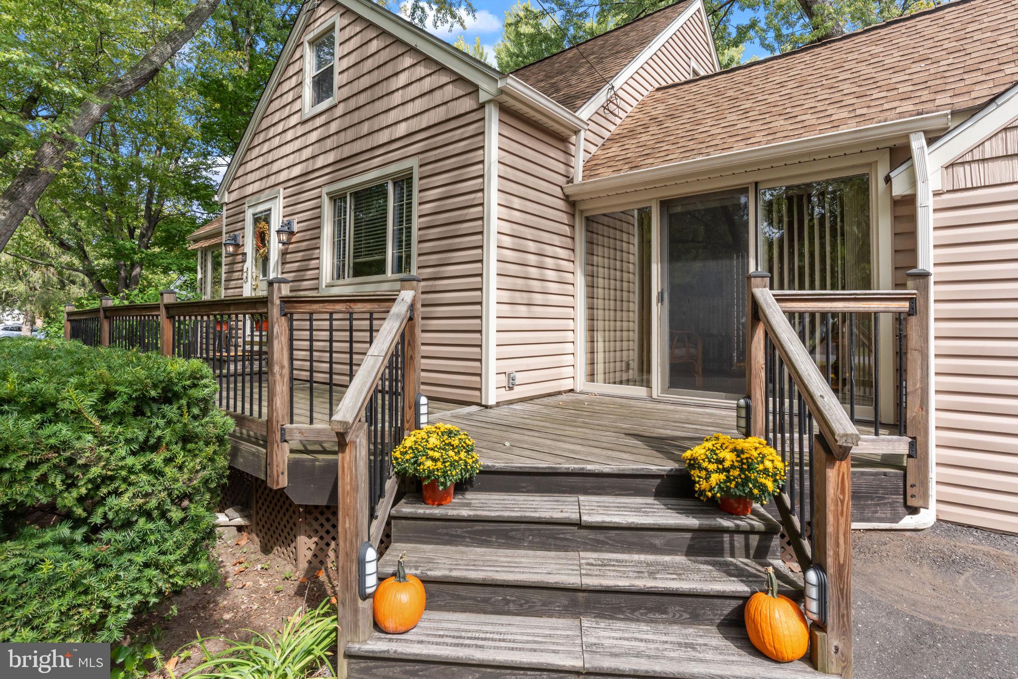 102 WAVERLY AVENUE