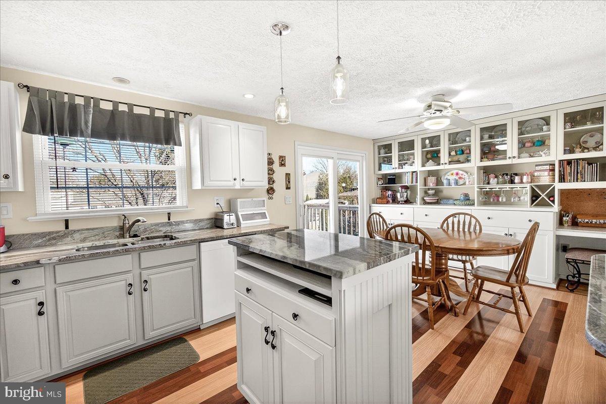 FARMBROOK - Residential