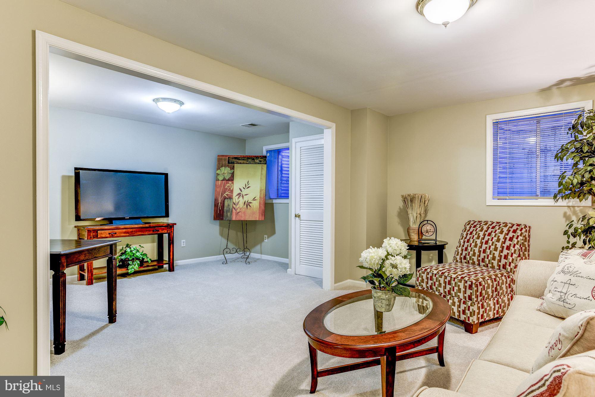 CHARLESTOWN - Residential