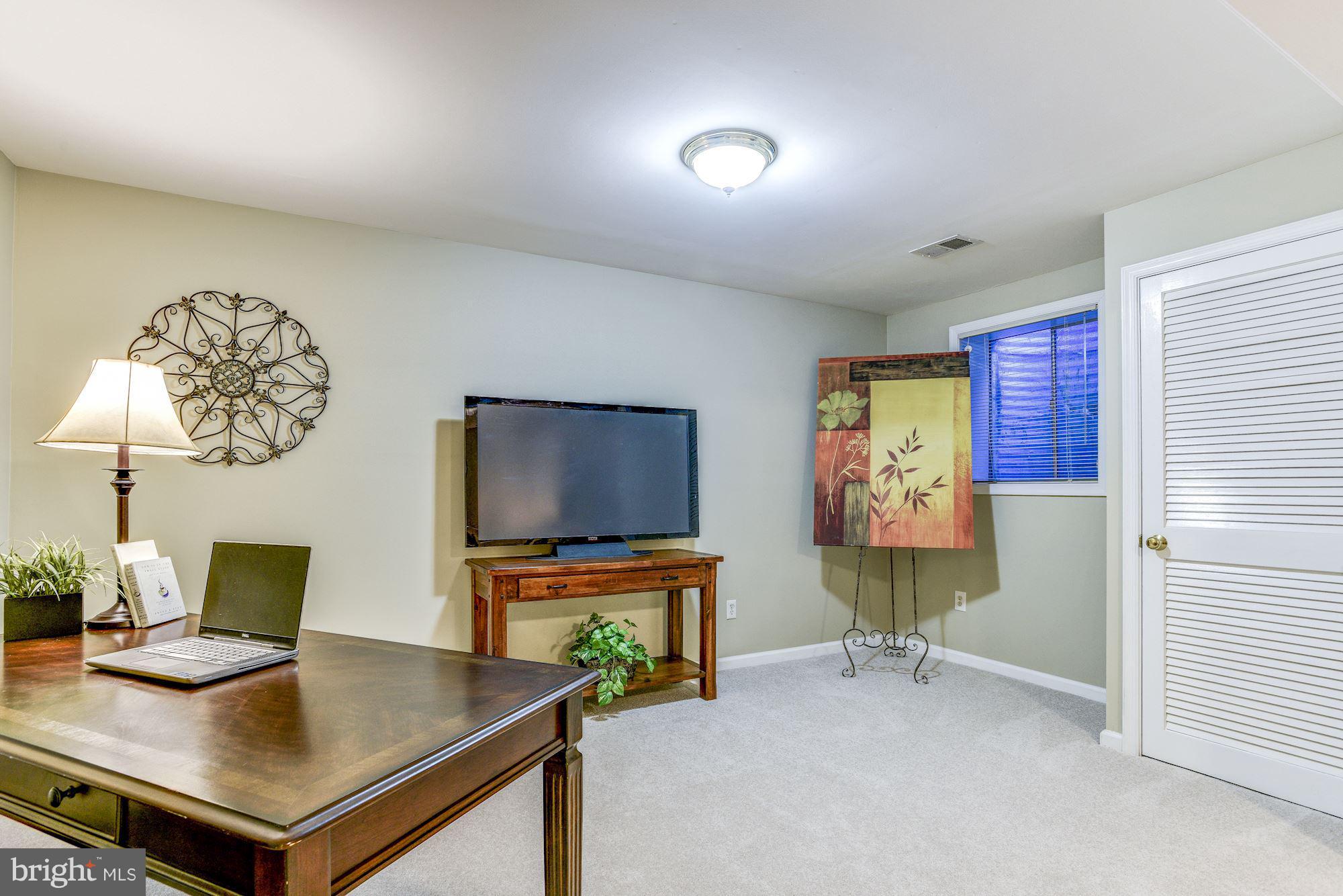 CHARLESTOWN - Residential