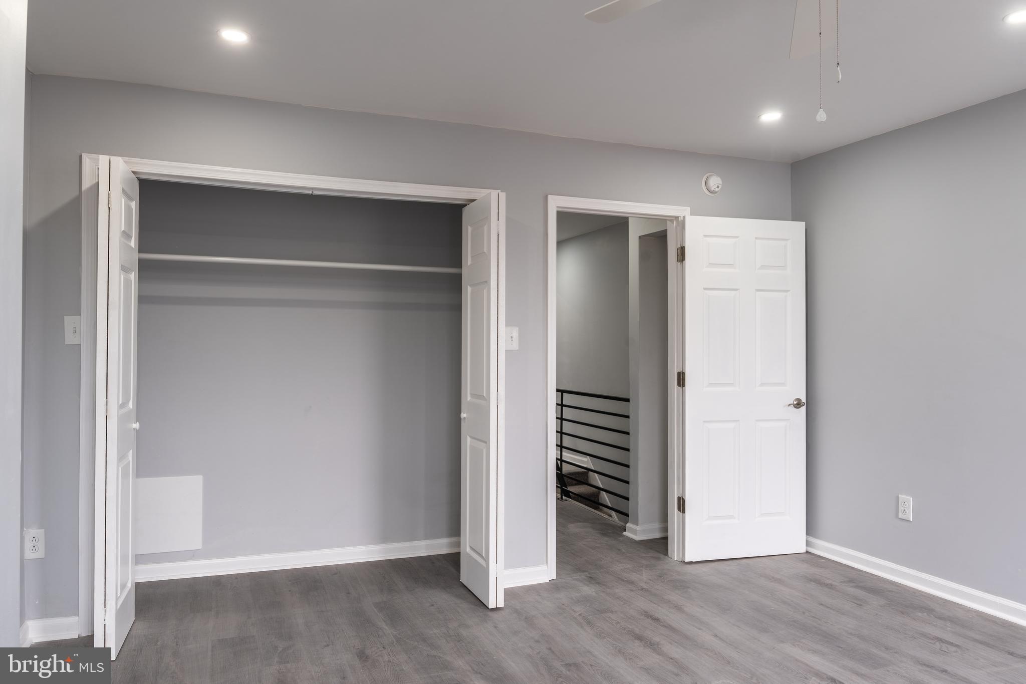 POINT BREEZE - Residential