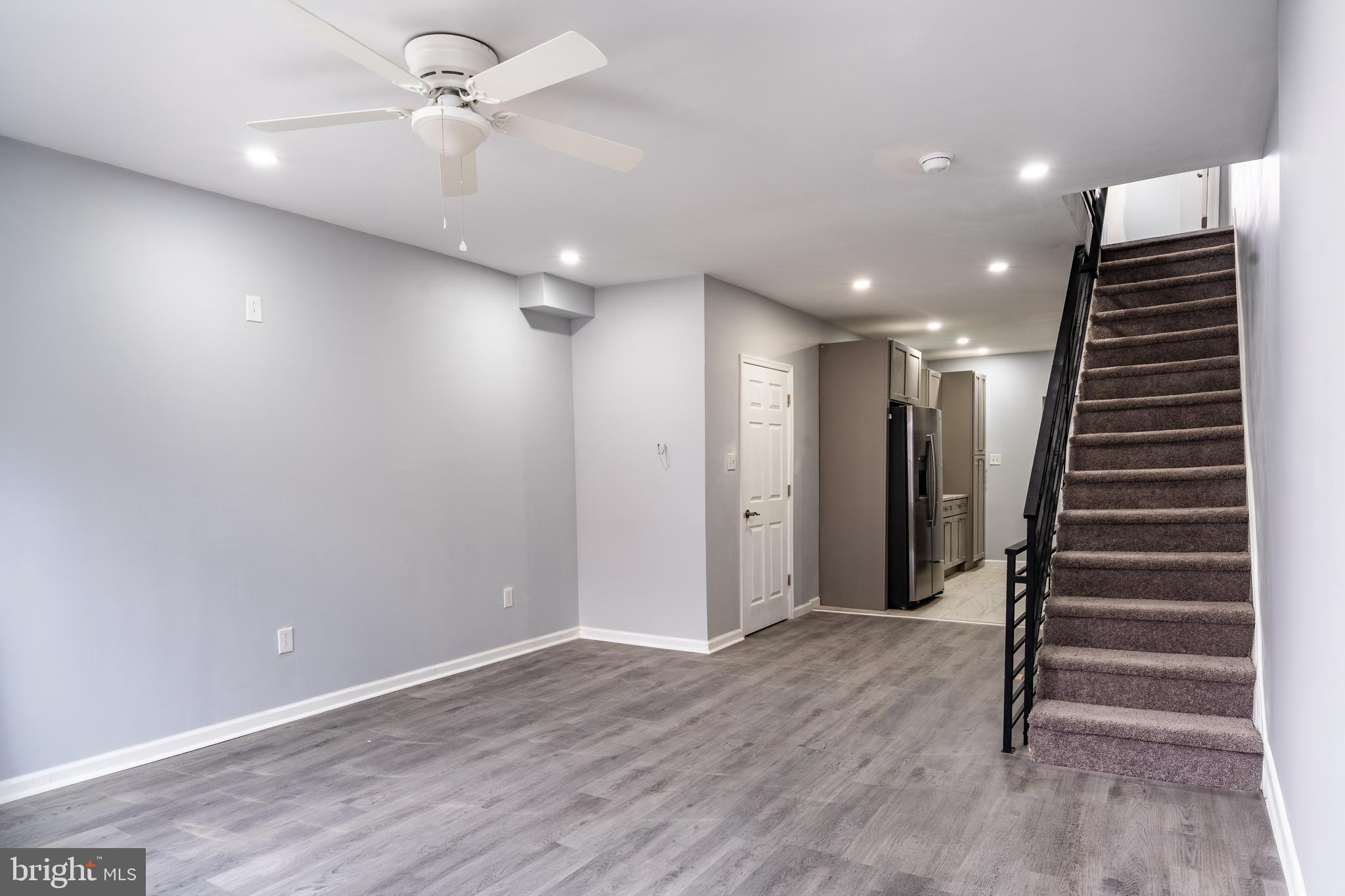 POINT BREEZE - Residential