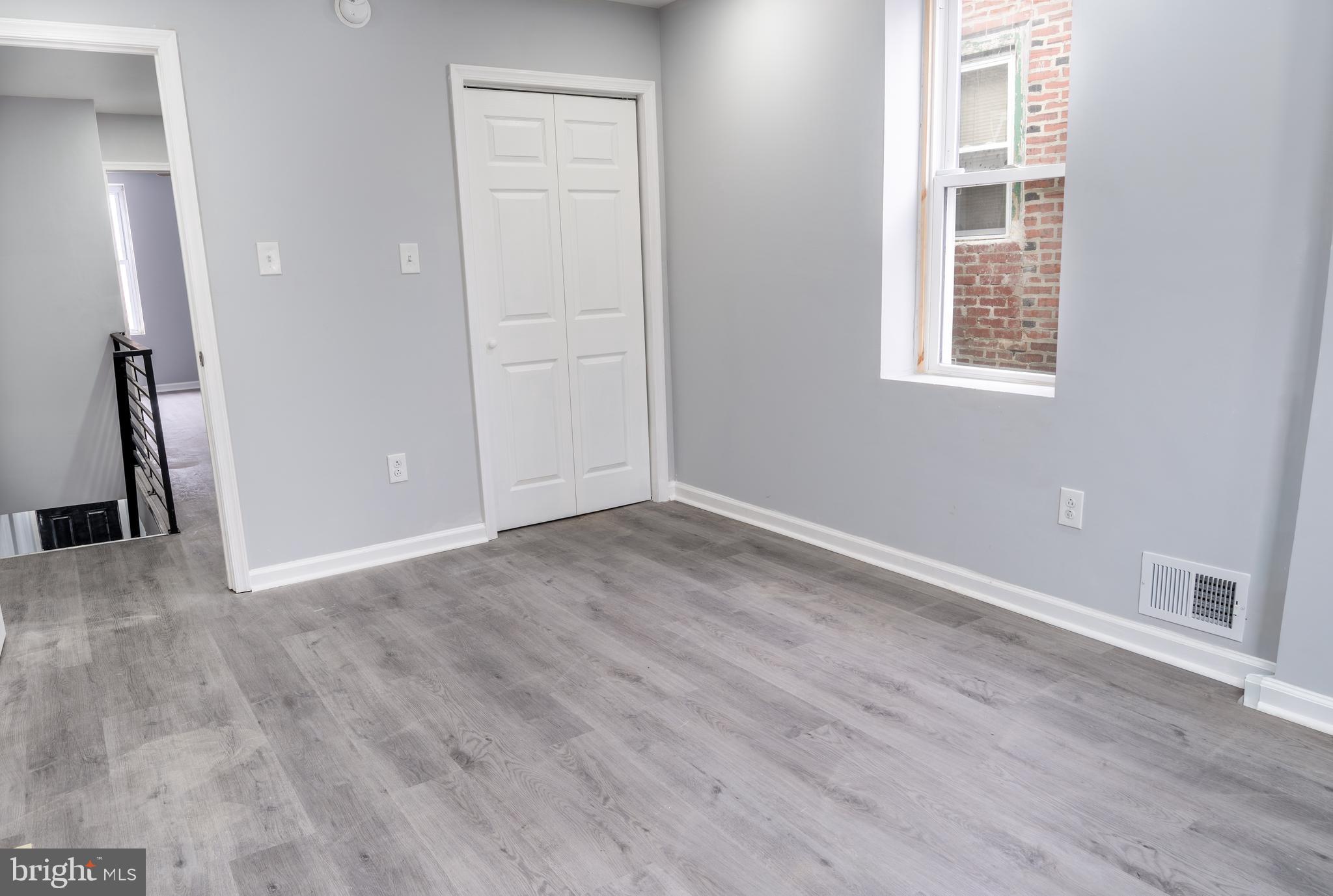 POINT BREEZE - Residential