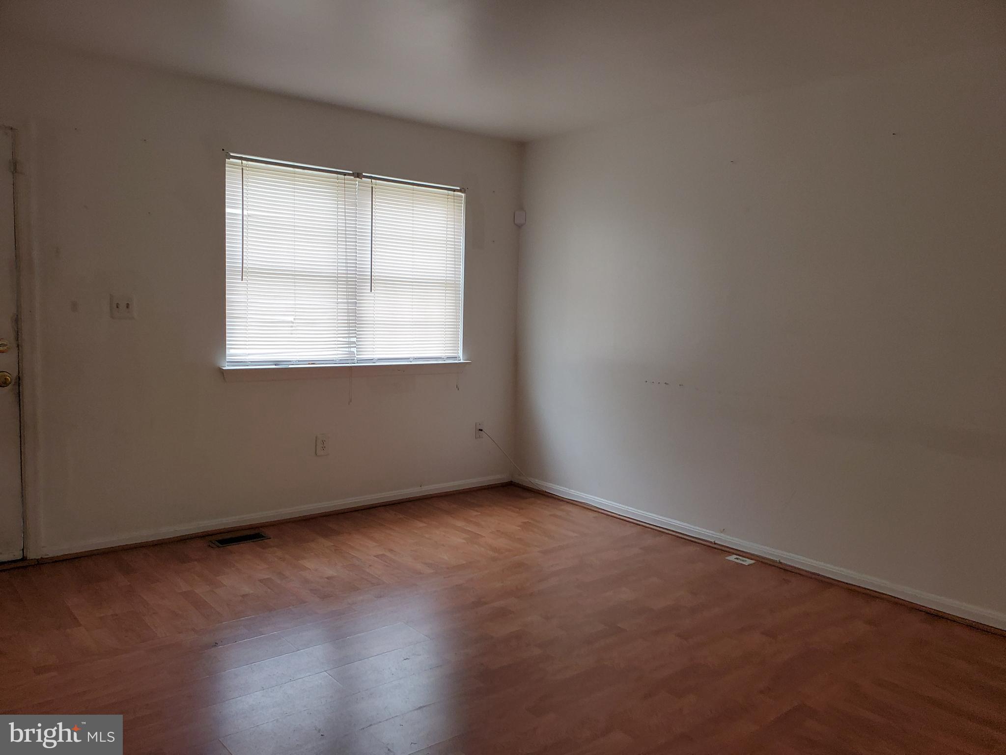 MARINE OAKS VILLAGE - Residential