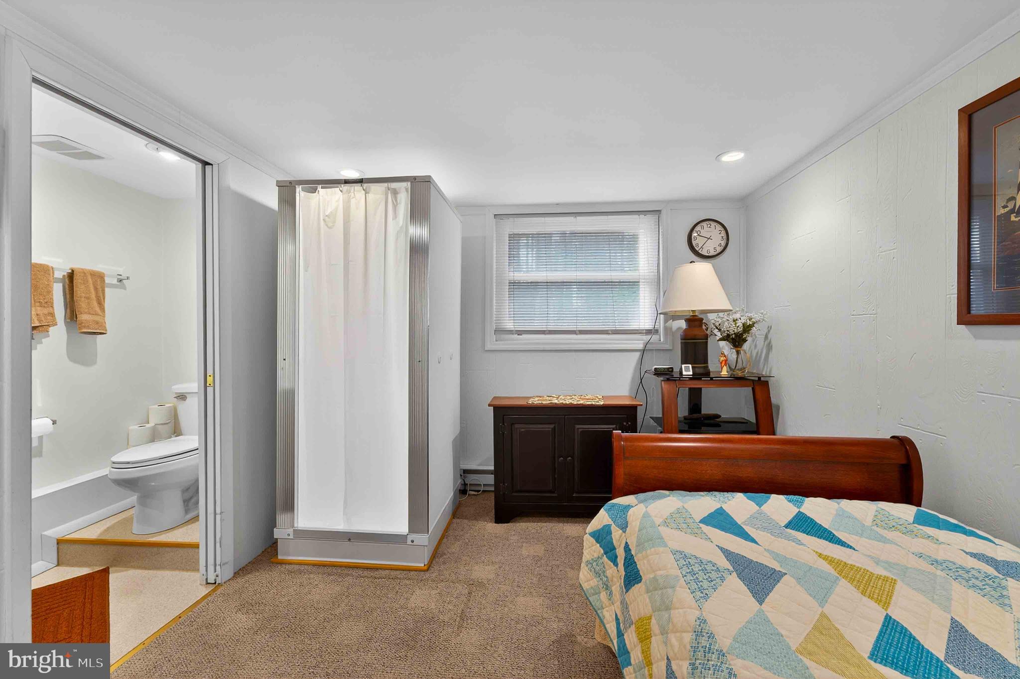 GREENWOOD ACRES - Residential