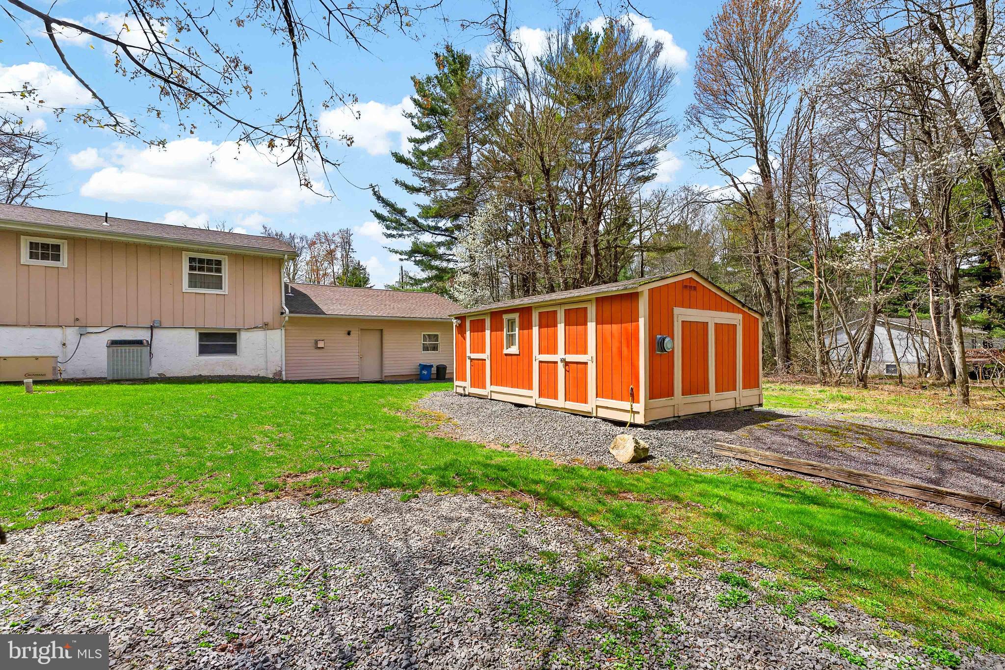 GREENWOOD ACRES - Residential