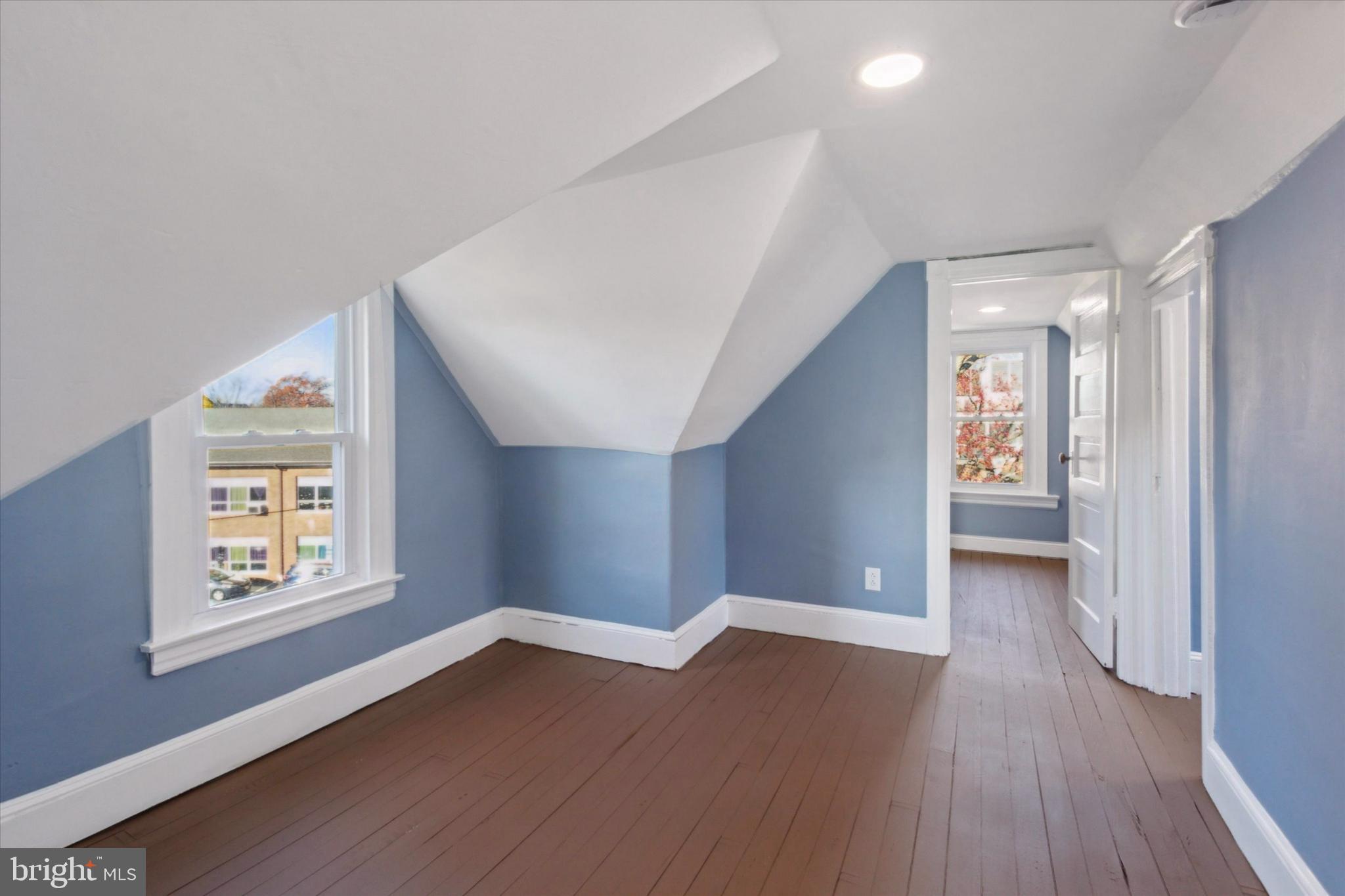 SUMMIT RIDGE - Residential