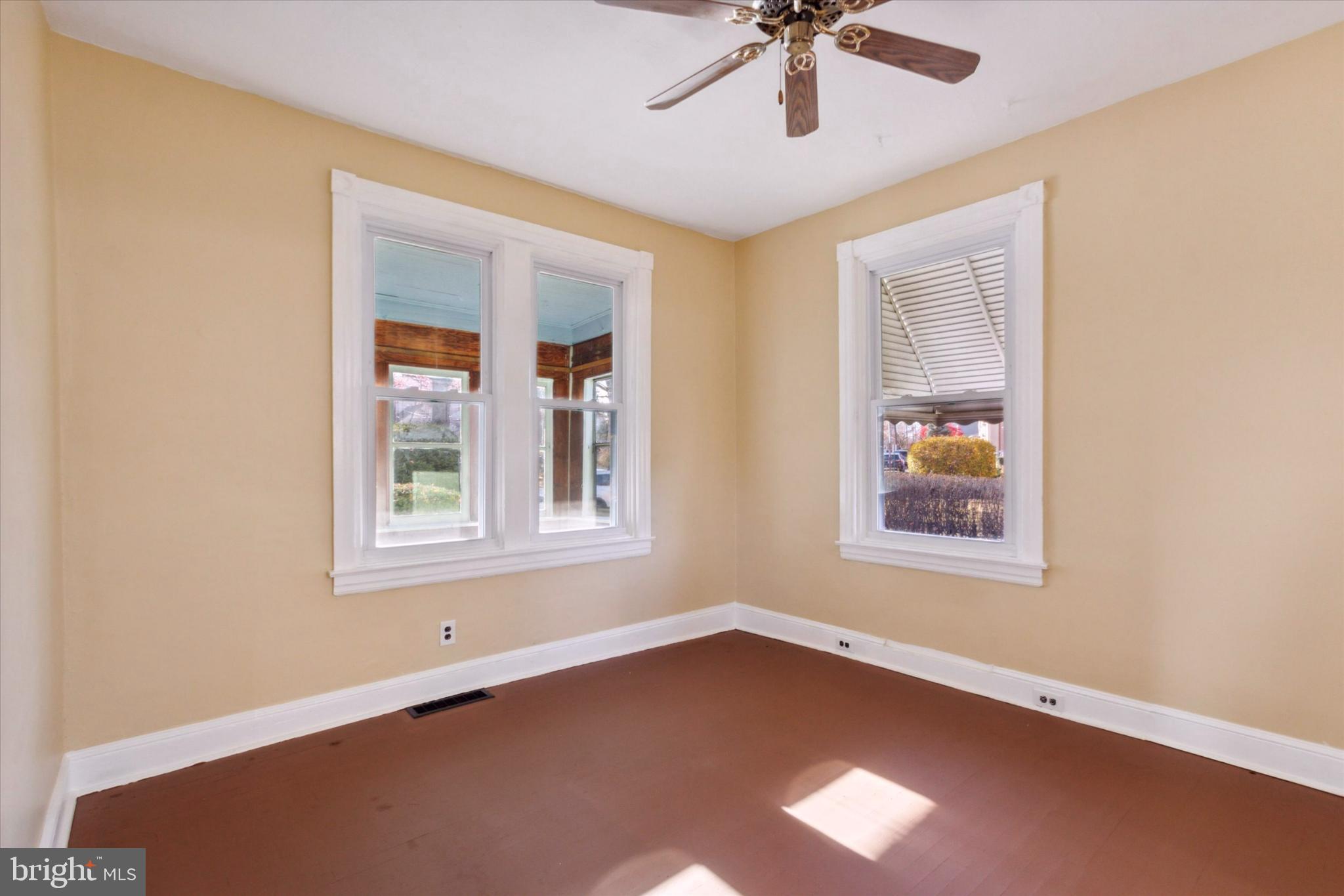 SUMMIT RIDGE - Residential