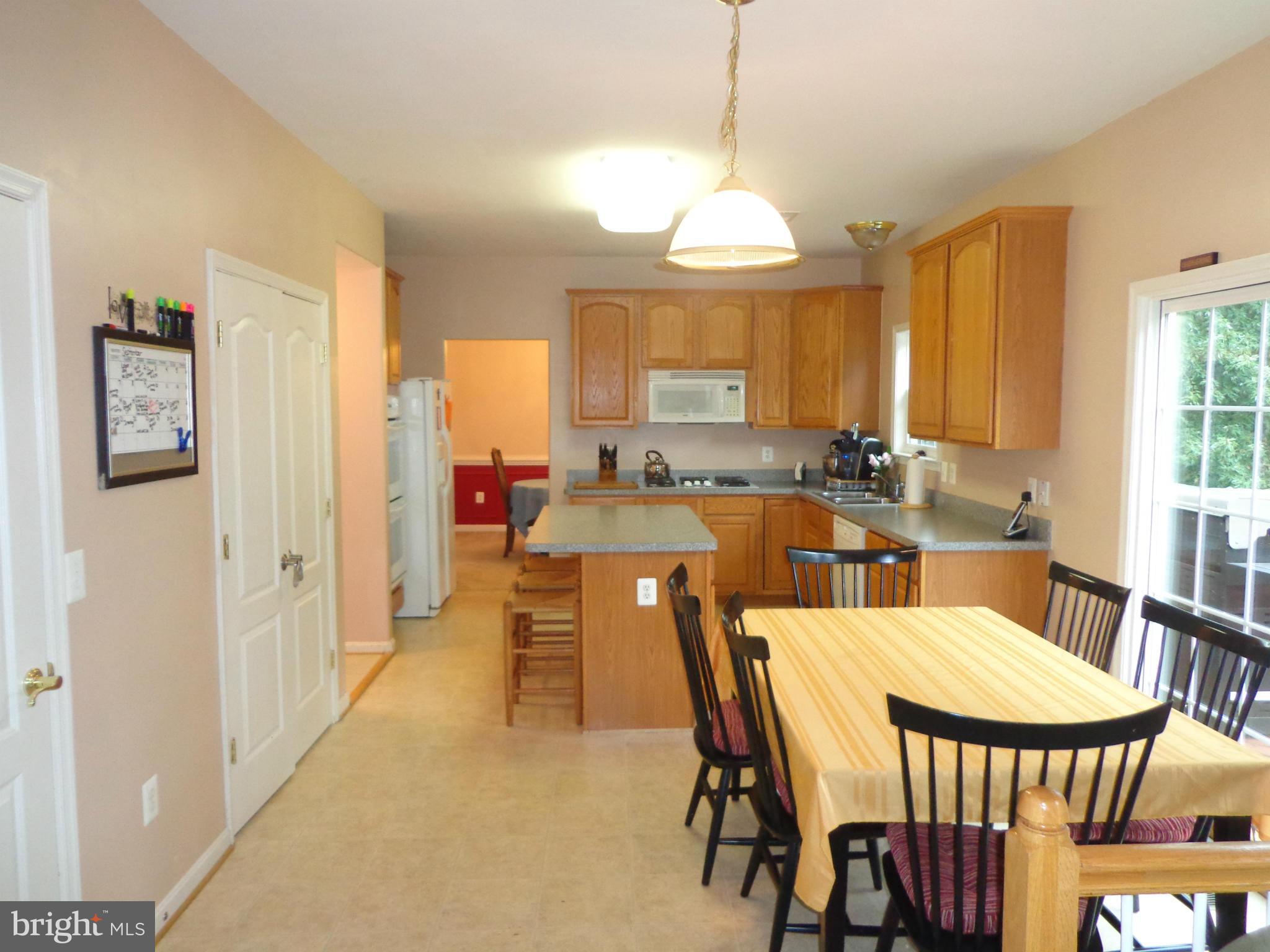 REDWOOD LAKES - Residential