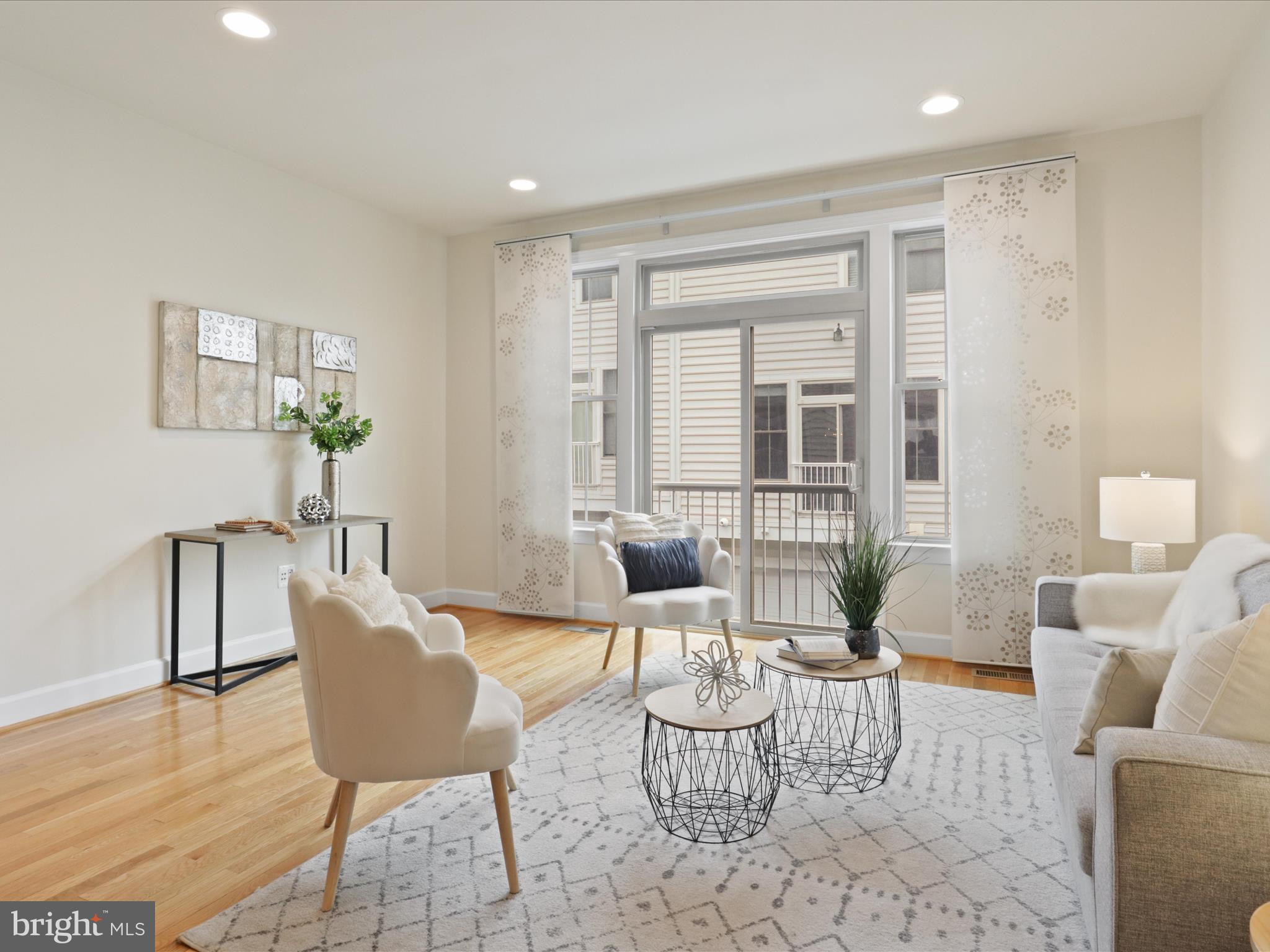 SHIRLINGTON CREST - Residential